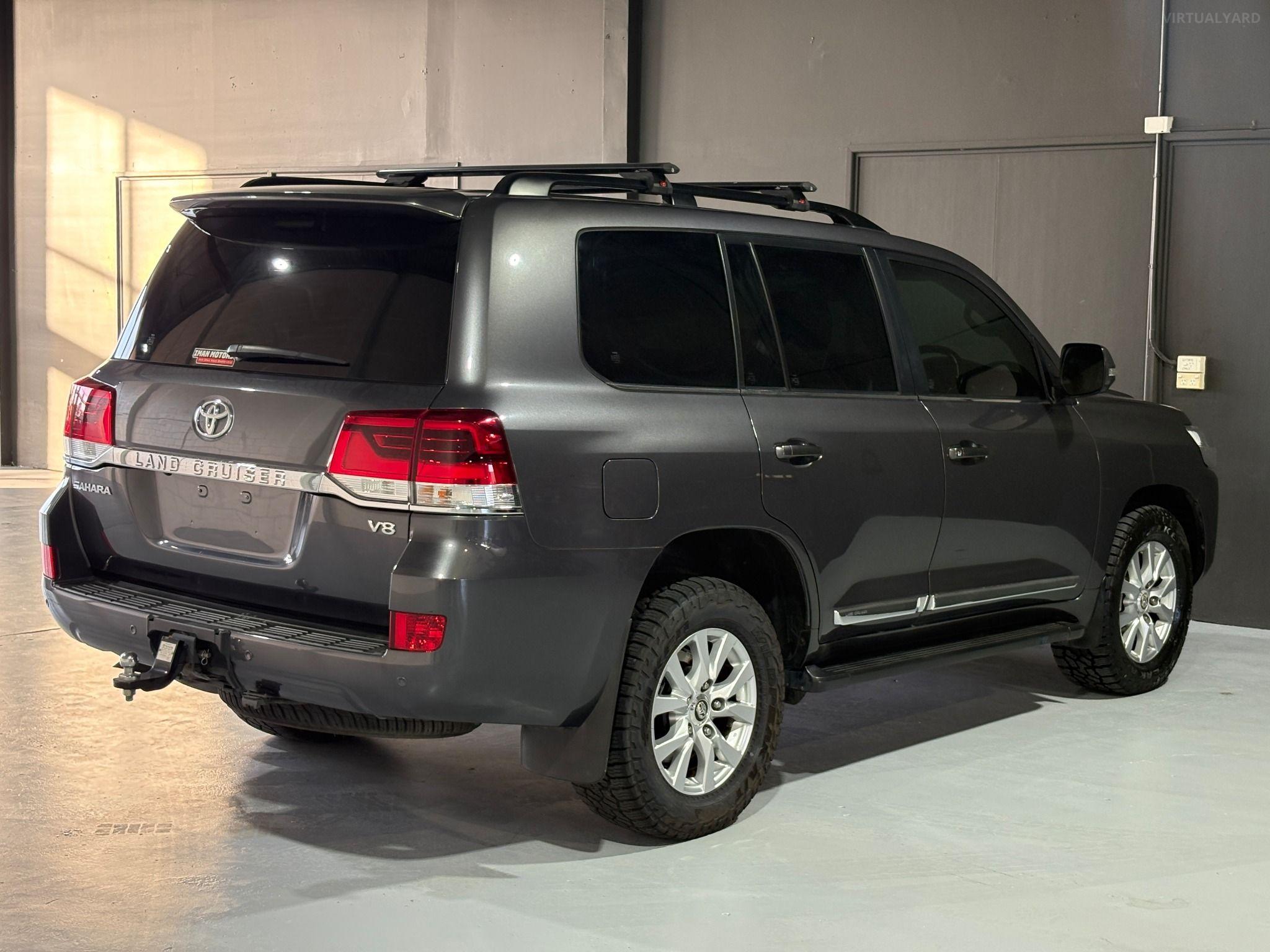 TOYOTA LANDCRUISER