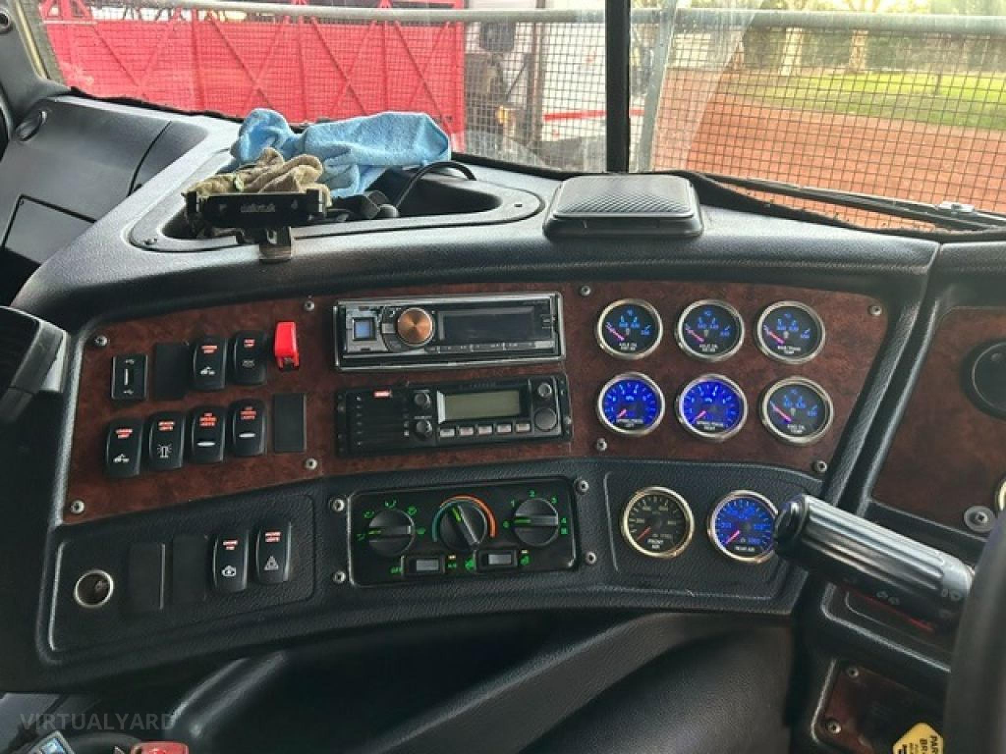 Kenworth K200