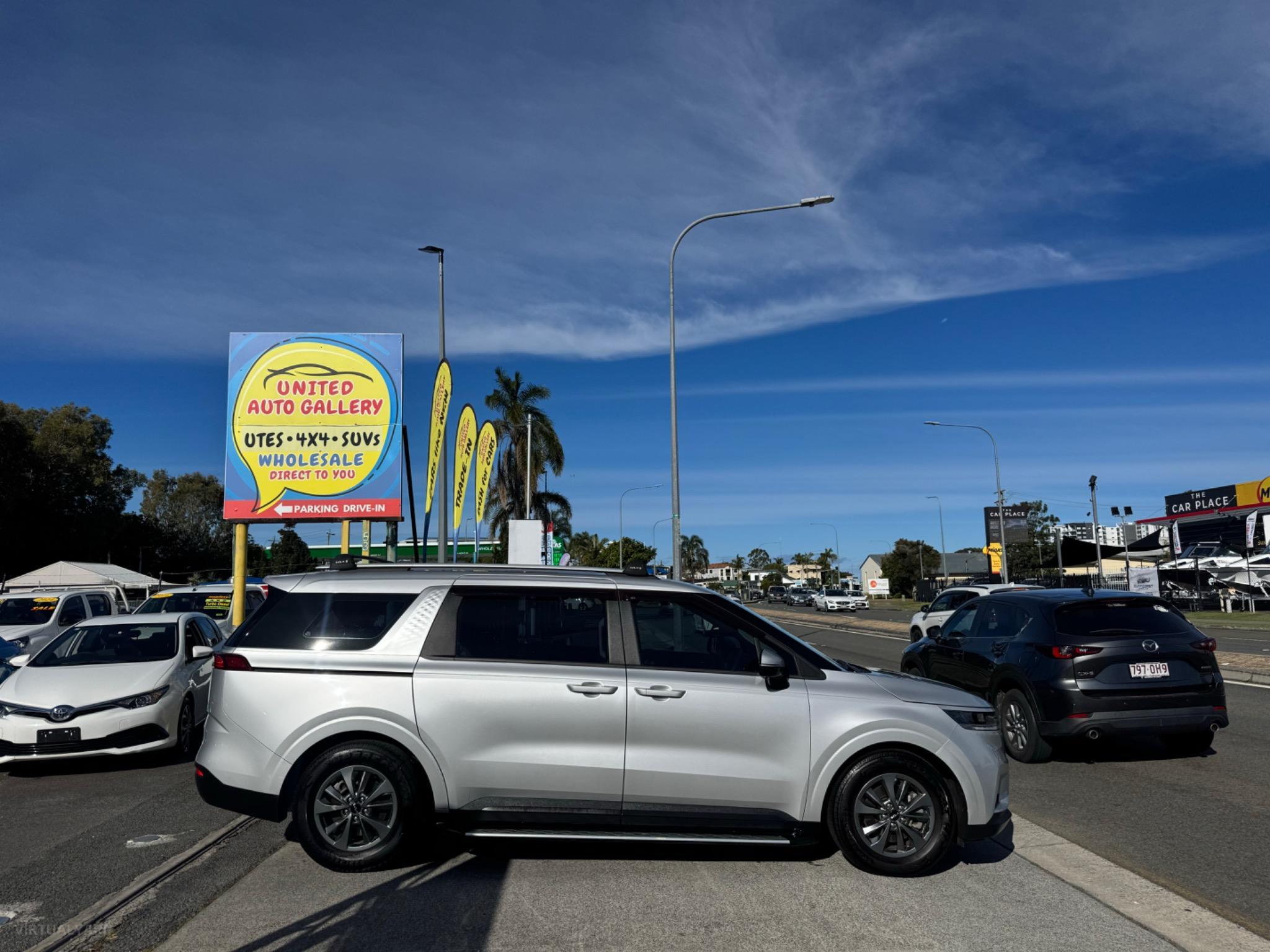 KIA CARNIVAL