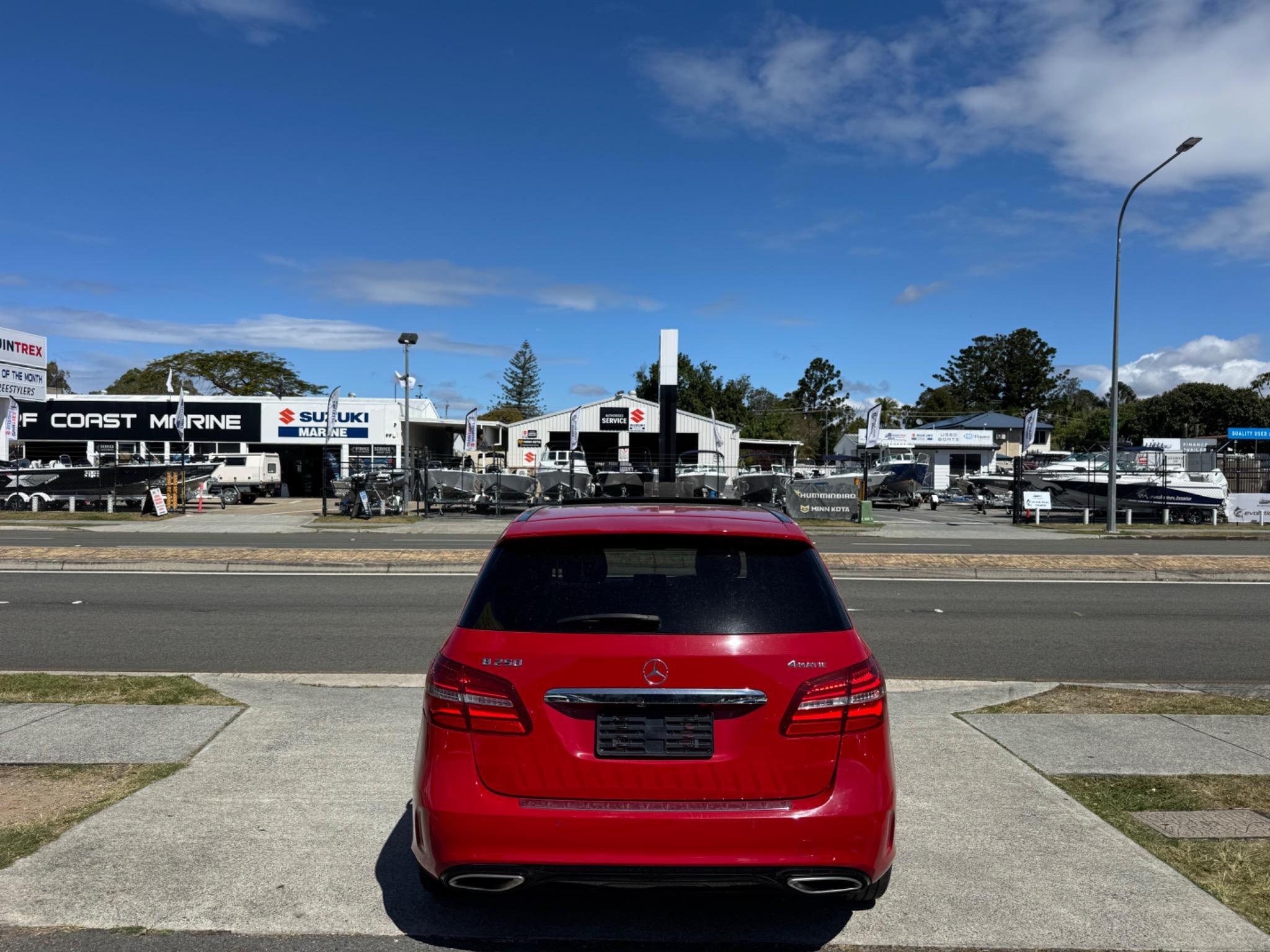 MERCEDES-BENZ B250