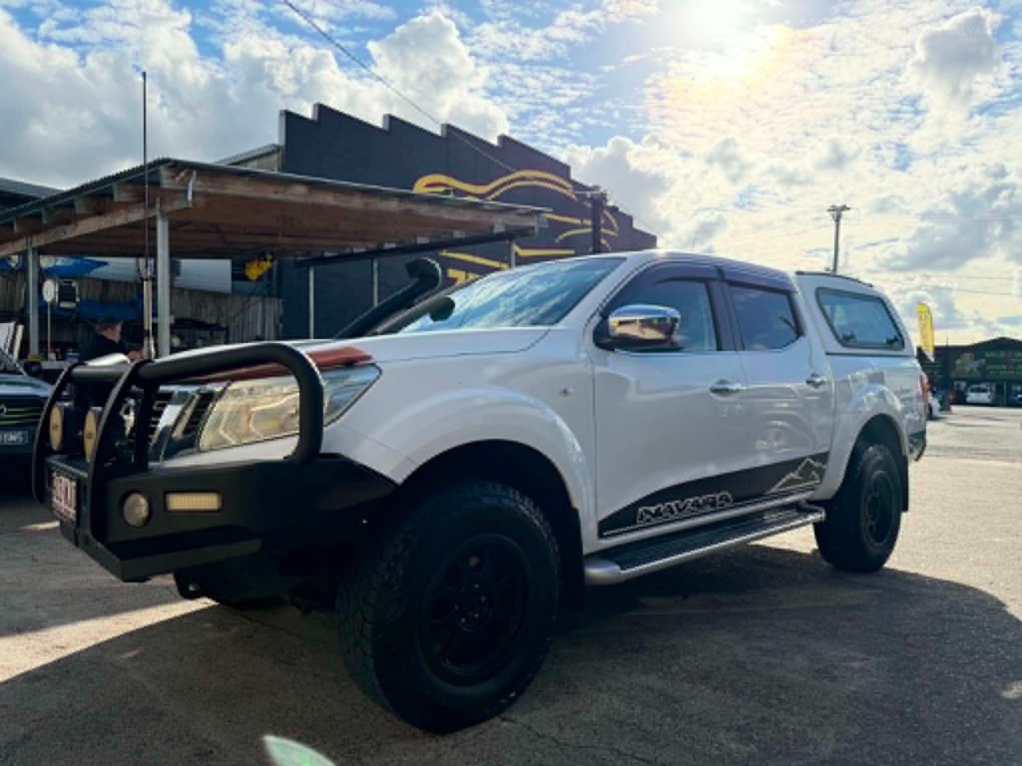 NISSAN NAVARA