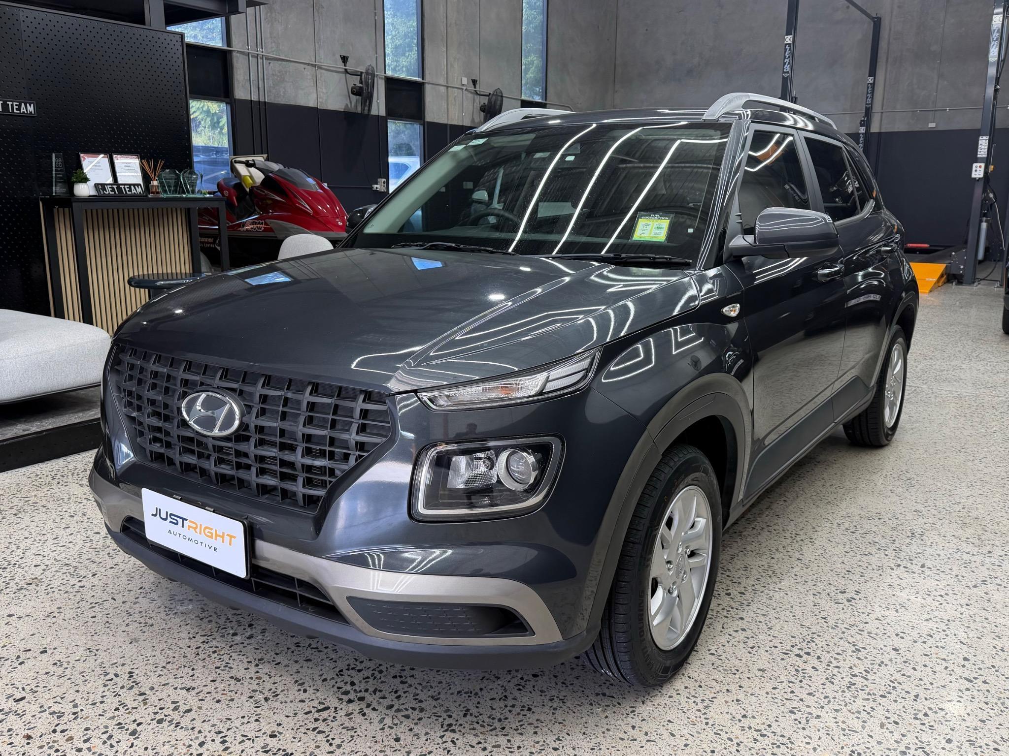 HYUNDAI VENUE