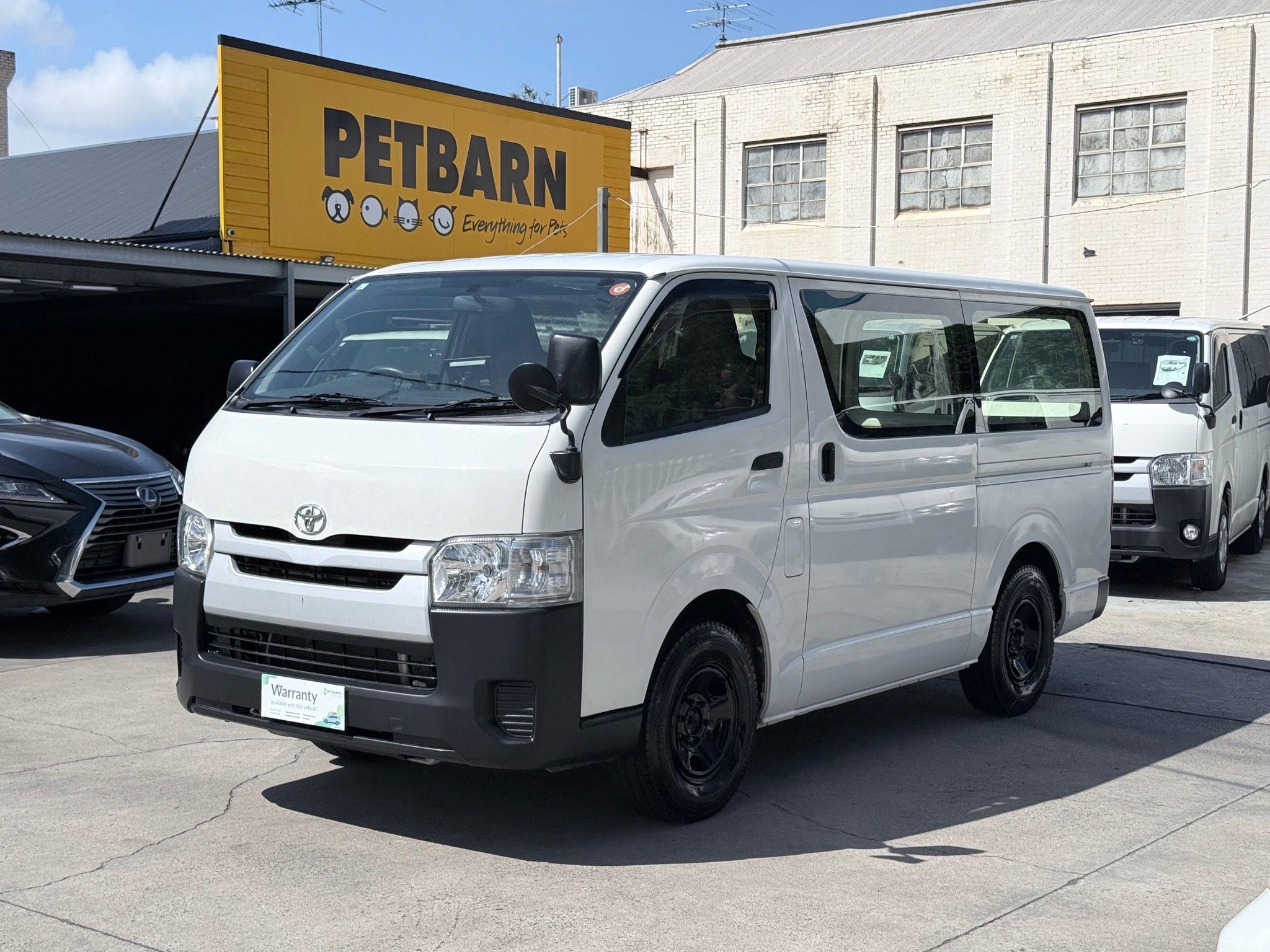 TOYOTA REGIUSACE HIACE VAN