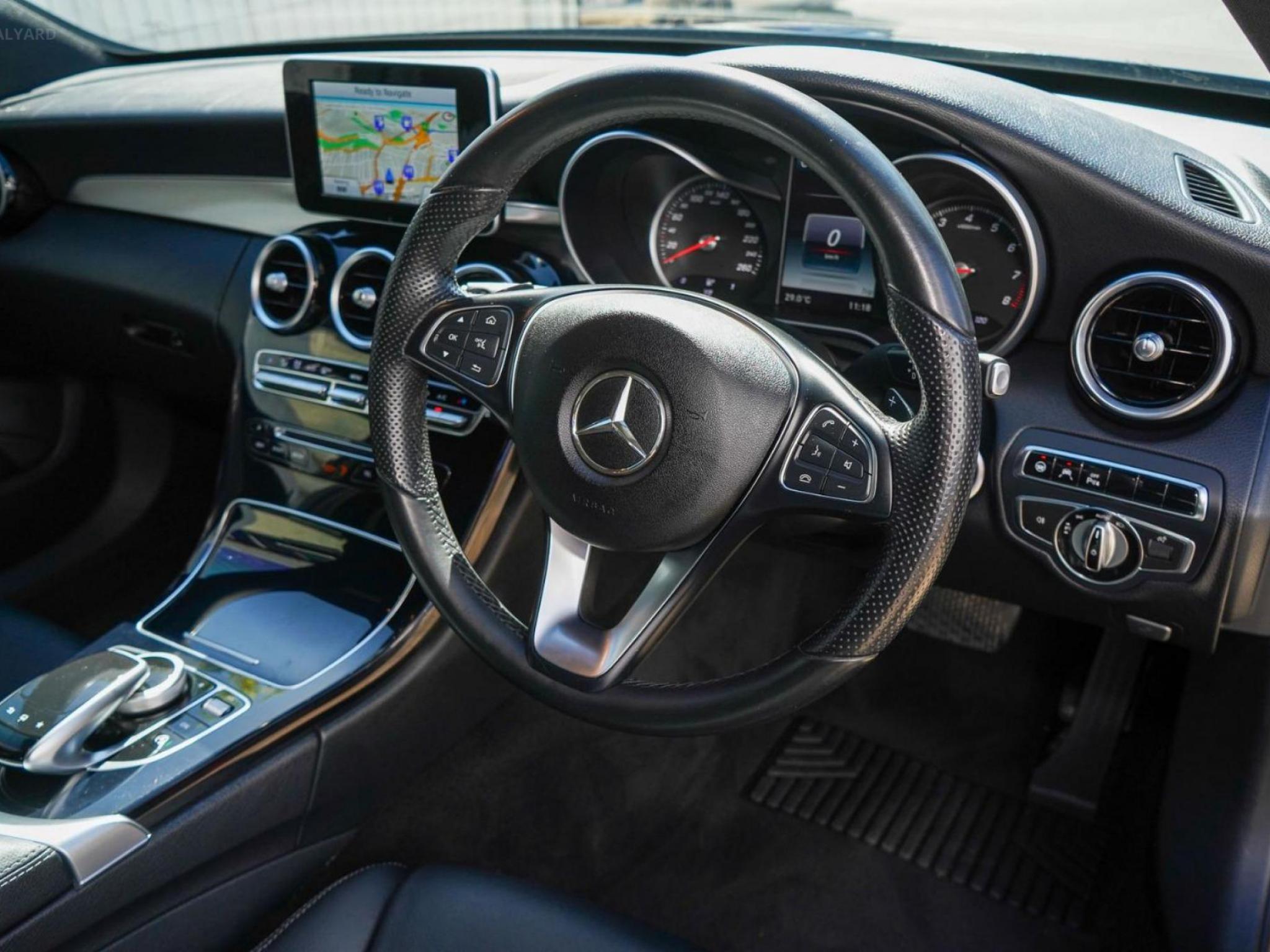 MERCEDES-BENZ C250
