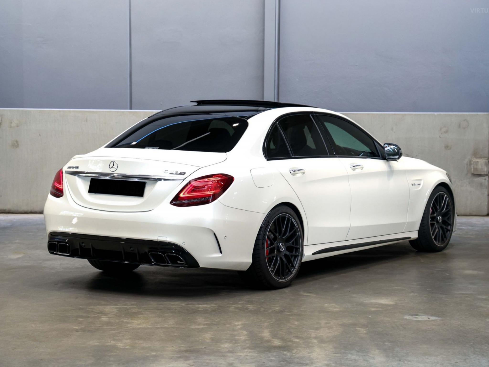 MERCEDES-BENZ C- Class