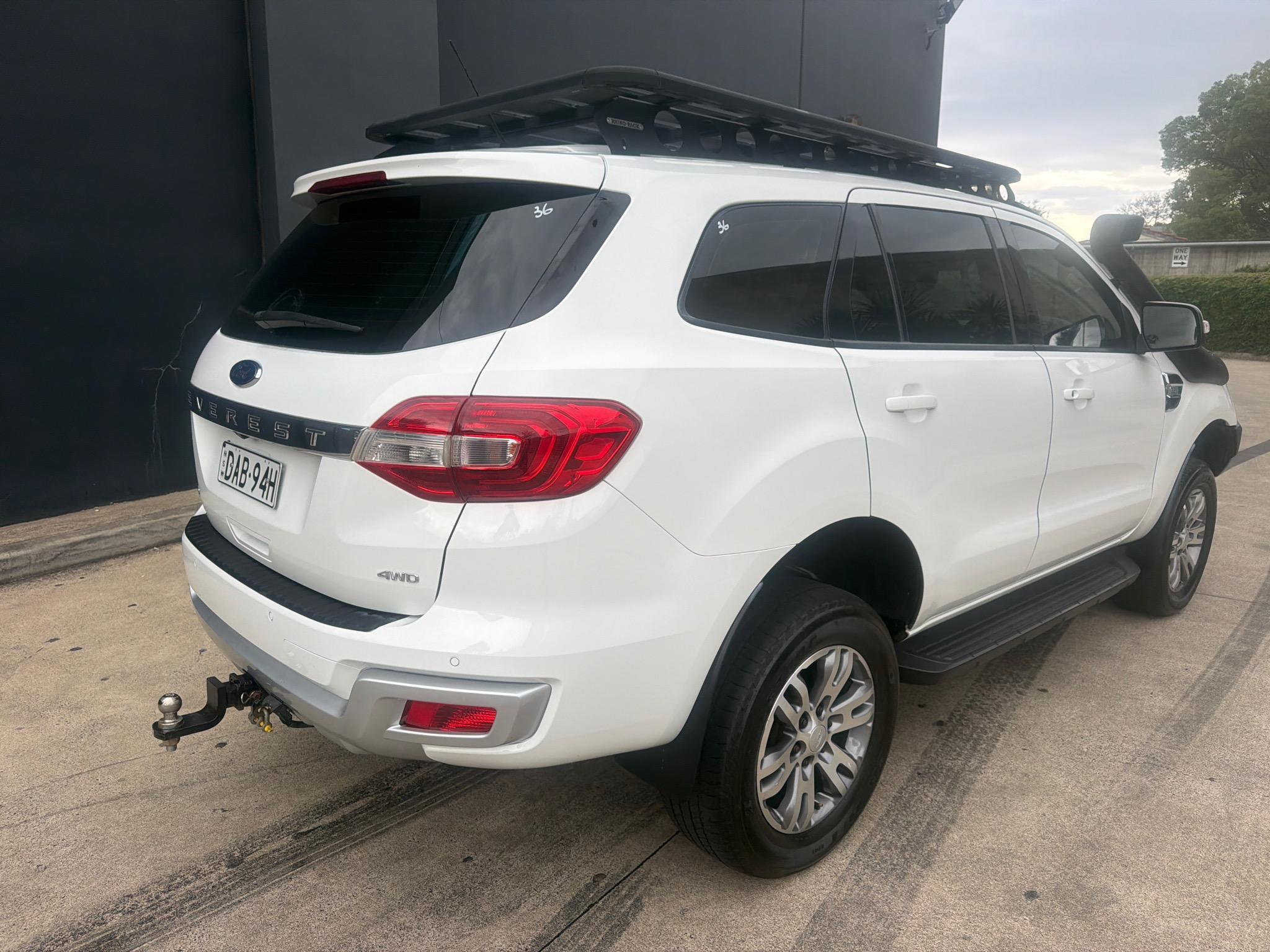 FORD EVEREST UA TREND WAGON 7ST 5DR SPTS AUTO 6SP, 4WD 3.2DT [JUL] image 17