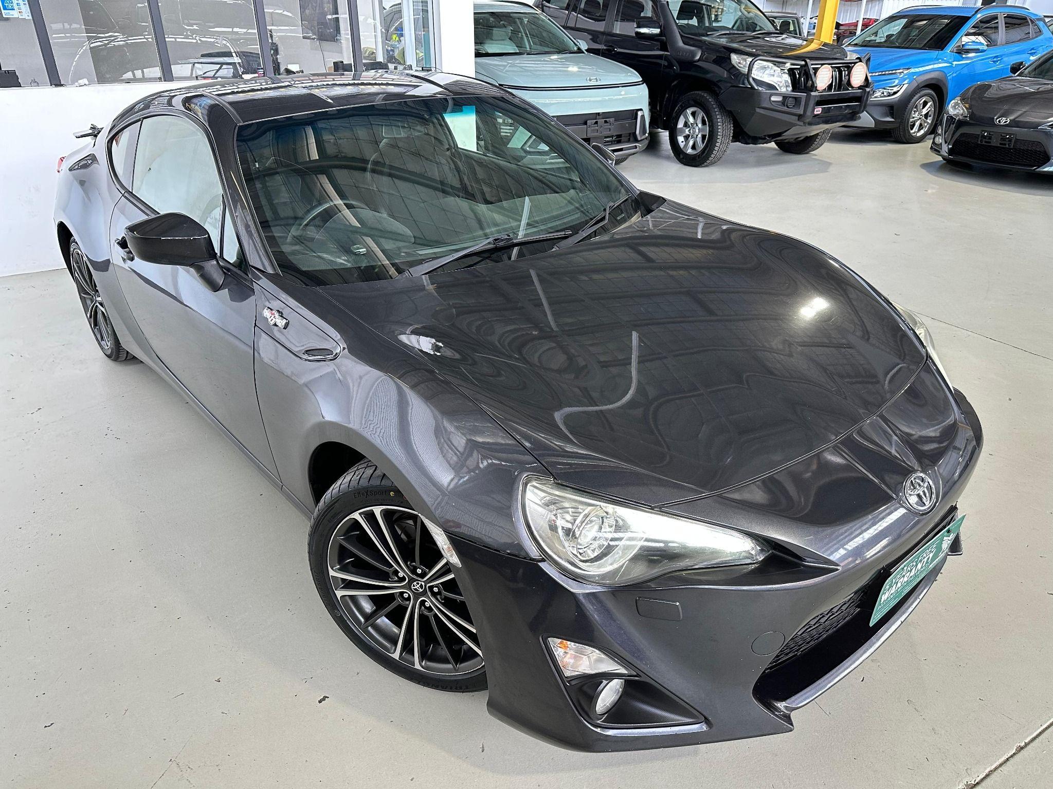 TOYOTA 86