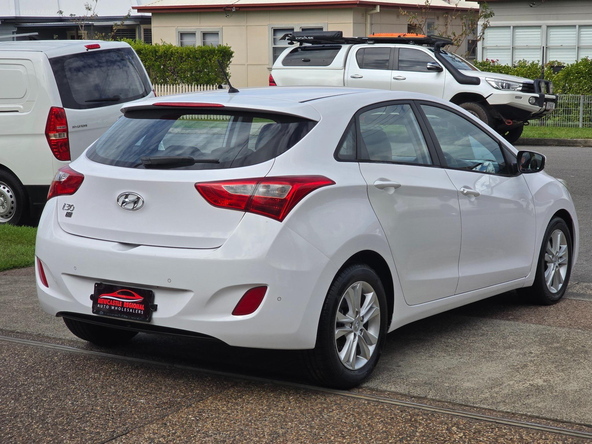 HYUNDAI i30