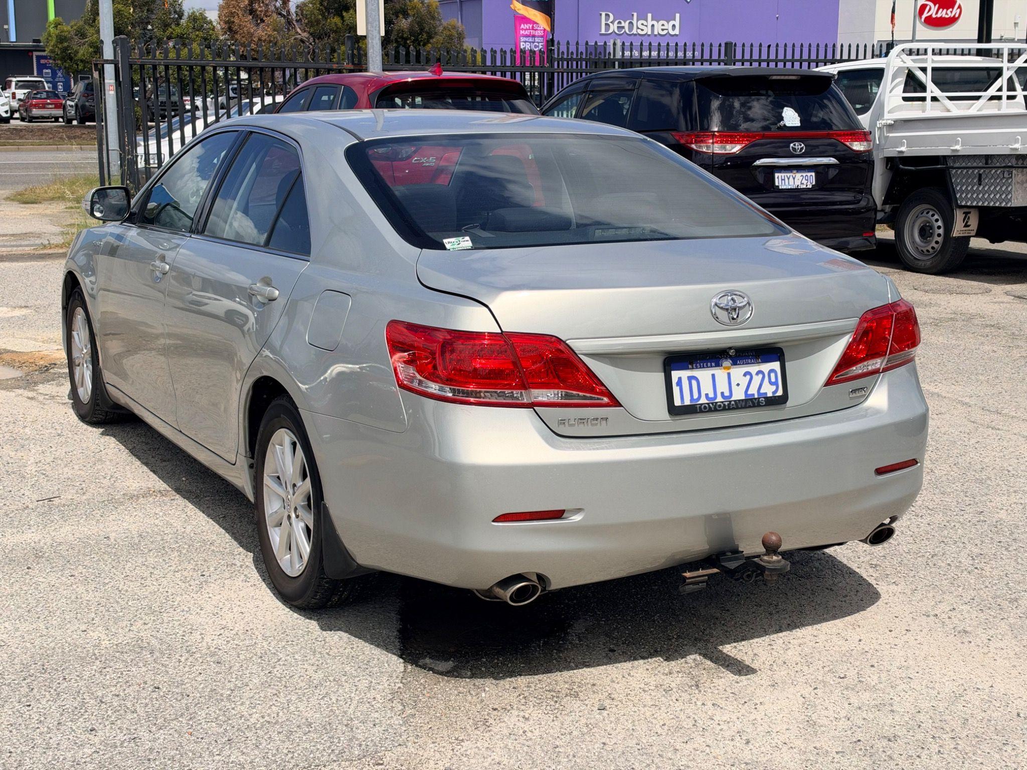 TOYOTA AURION