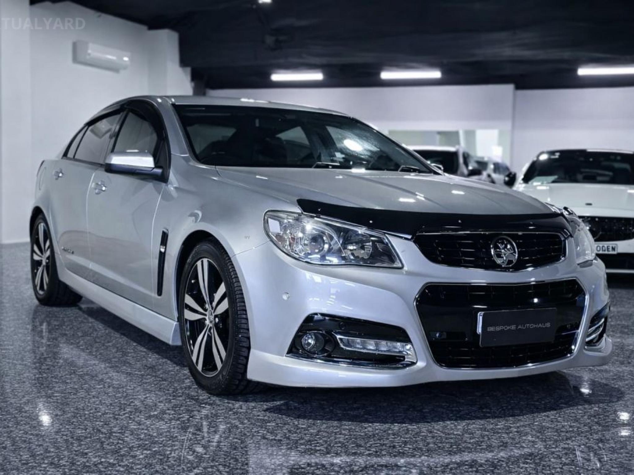 HOLDEN COMMODORE