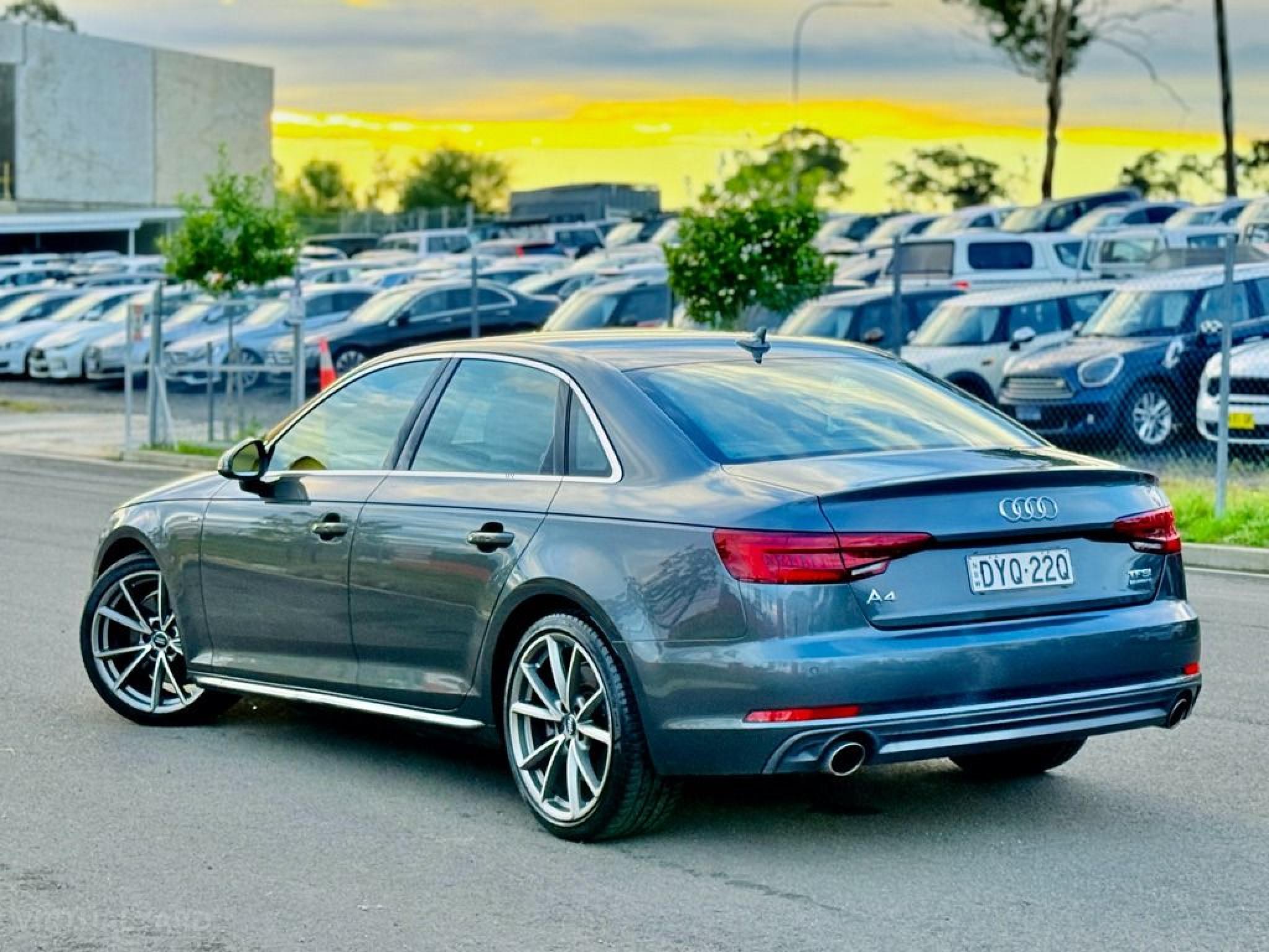 AUDI A4