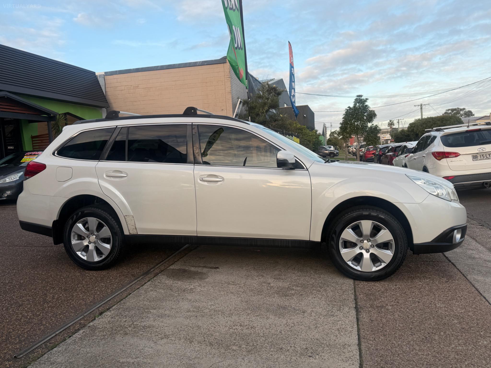 SUBARU OUTBACK
