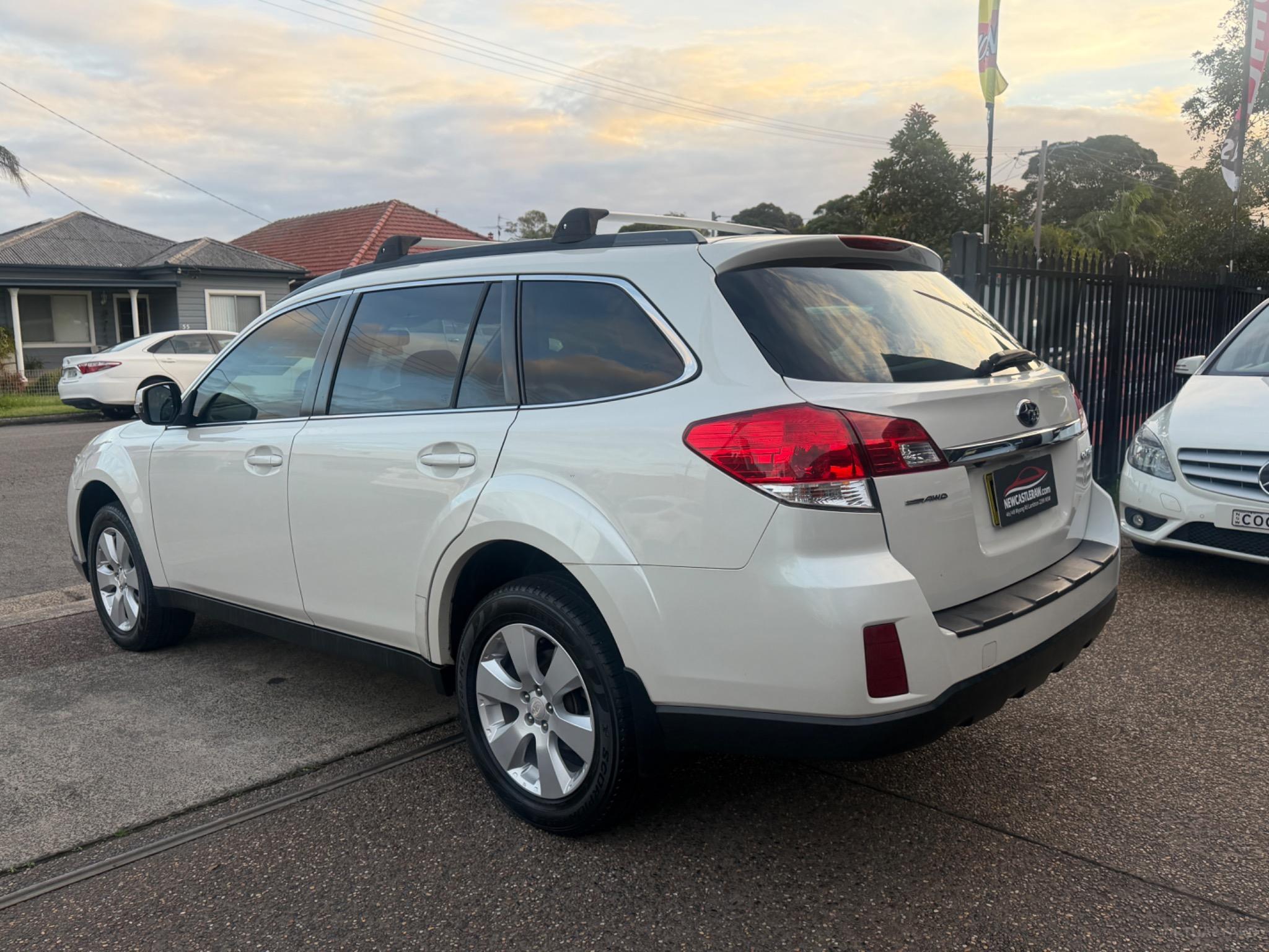 SUBARU OUTBACK