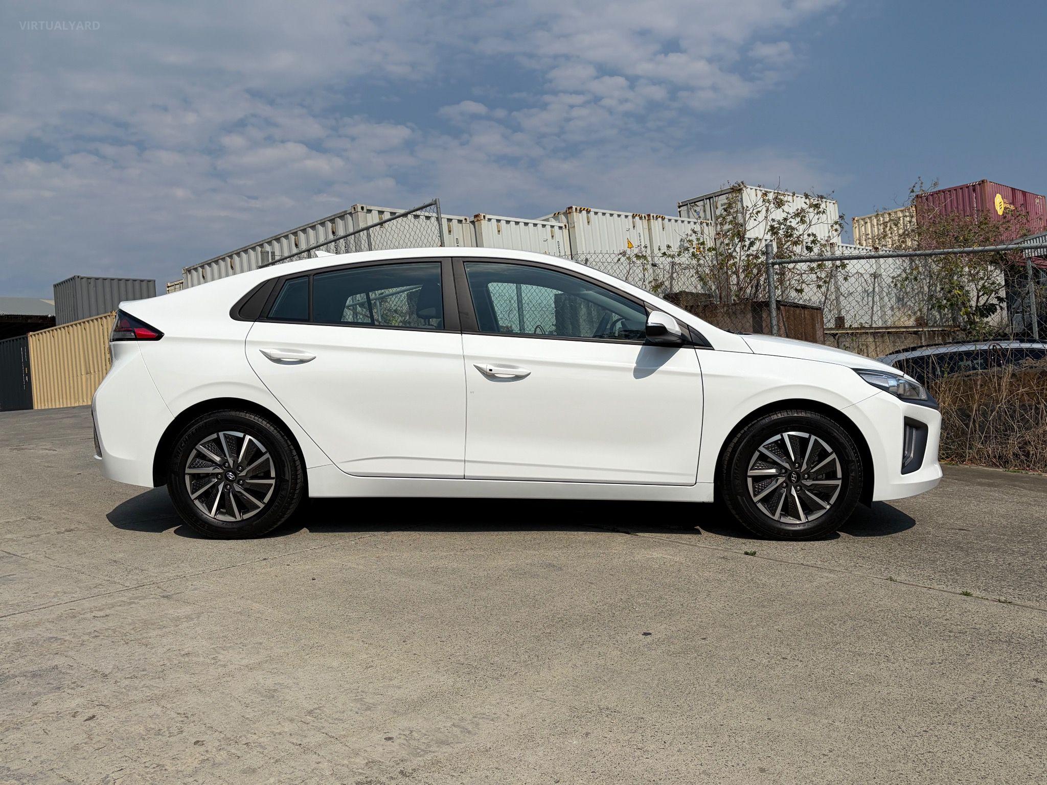 HYUNDAI IONIQ