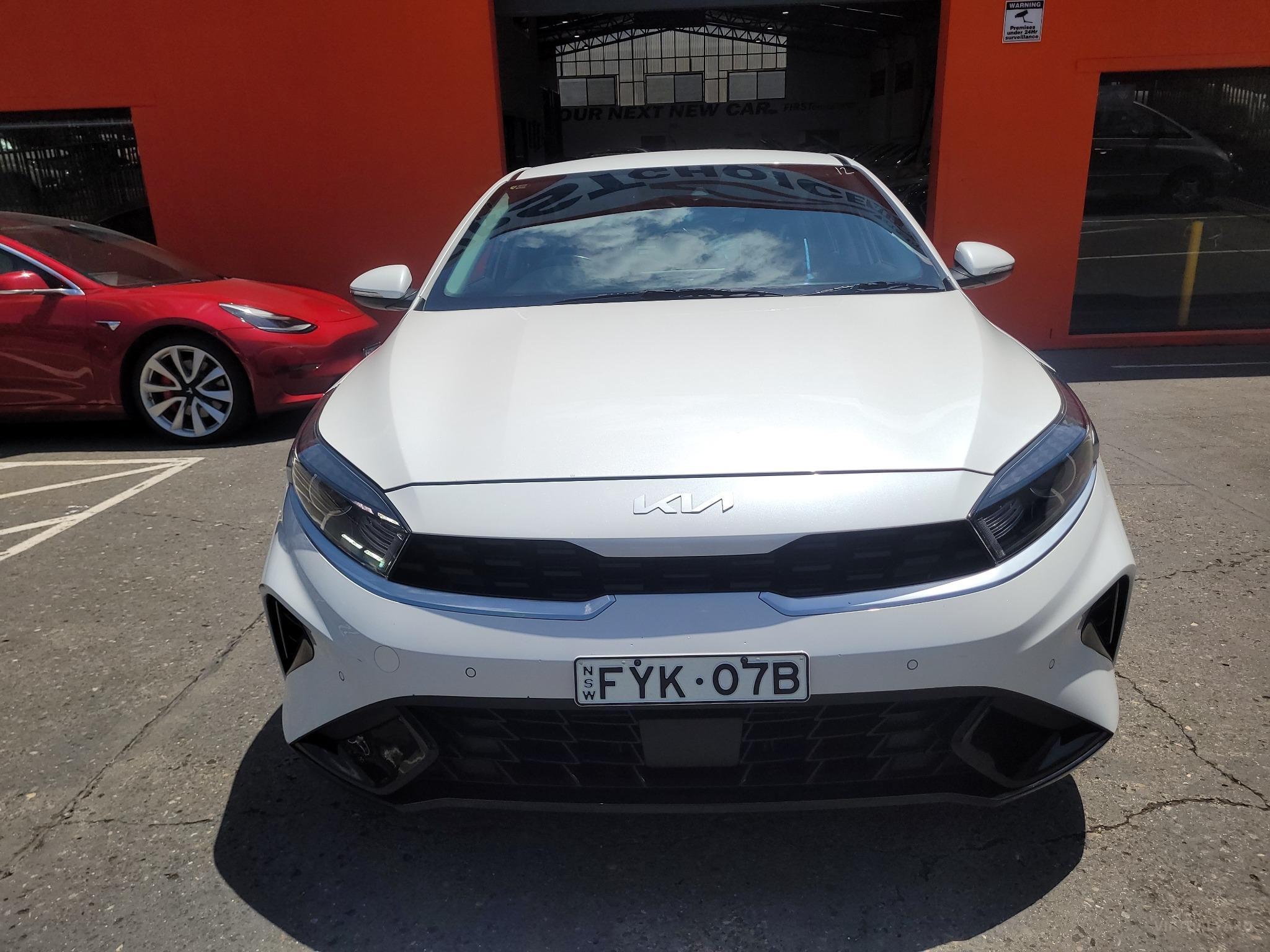 KIA CERATO SPORT SAFETY PACK