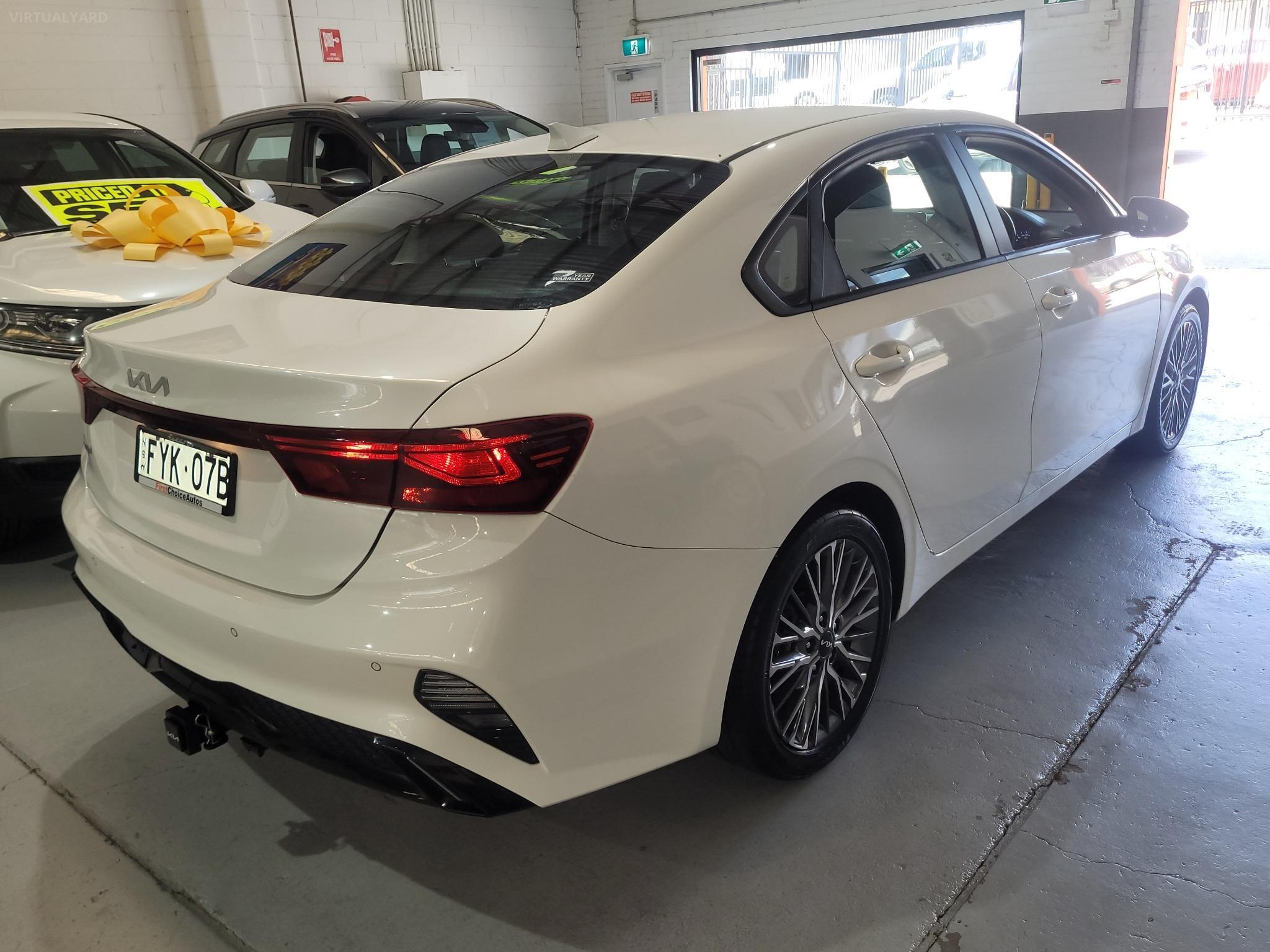 KIA CERATO SPORT SAFETY PACK