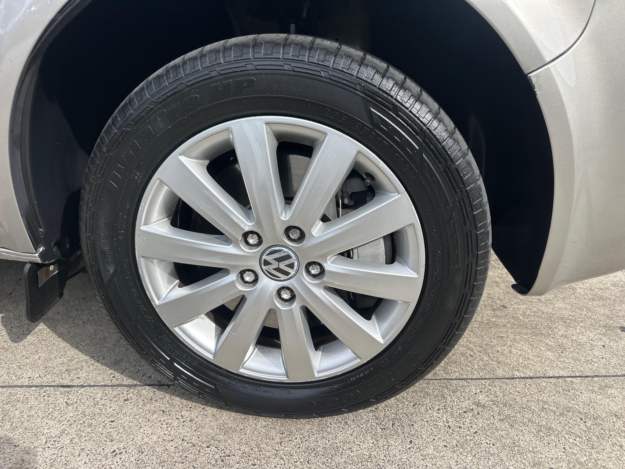 VOLKSWAGEN MULTIVAN T5 COMFORTLINE WAGON 7ST 4DR DSG 7SP 2.0DTT (132KW) [MY10] image 11