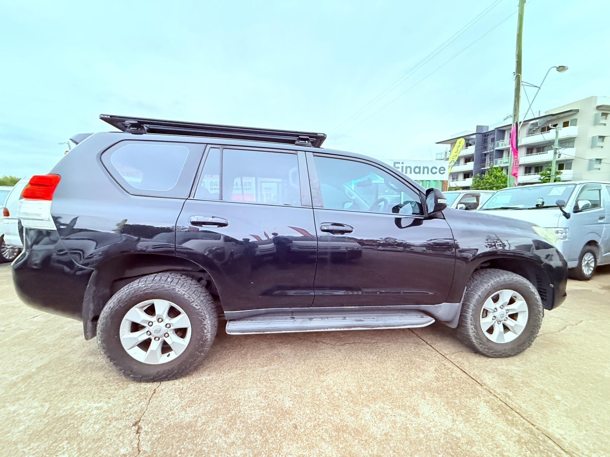 TOYOTA LANDCRUISER