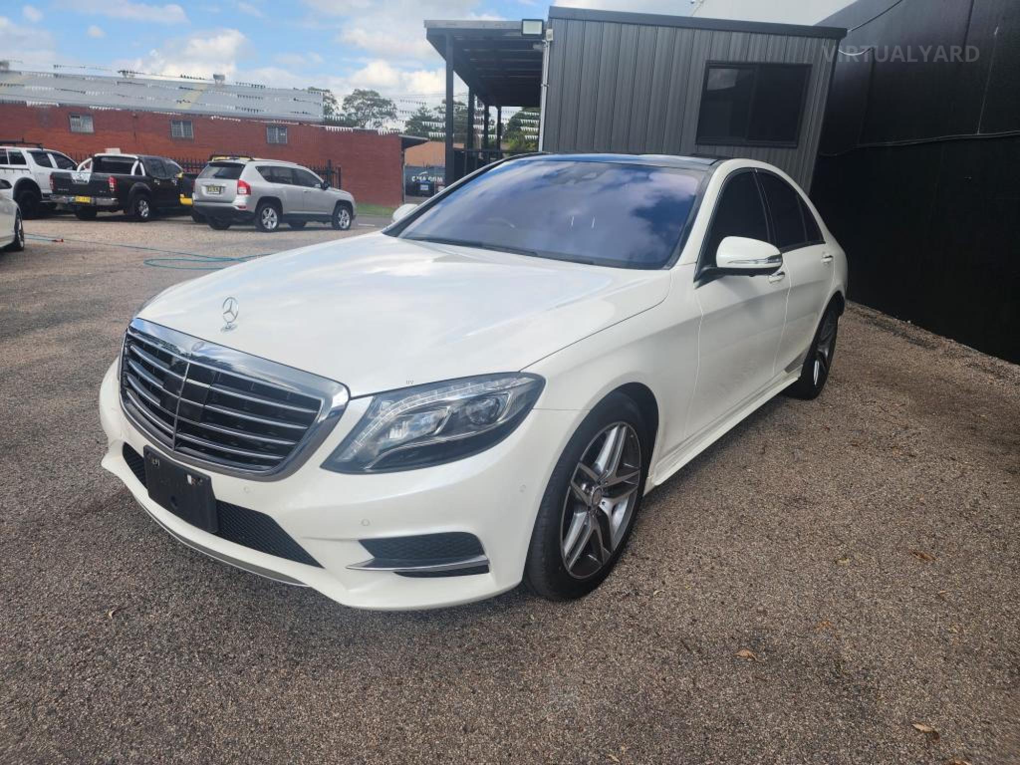 MERCEDES-BENZ S400