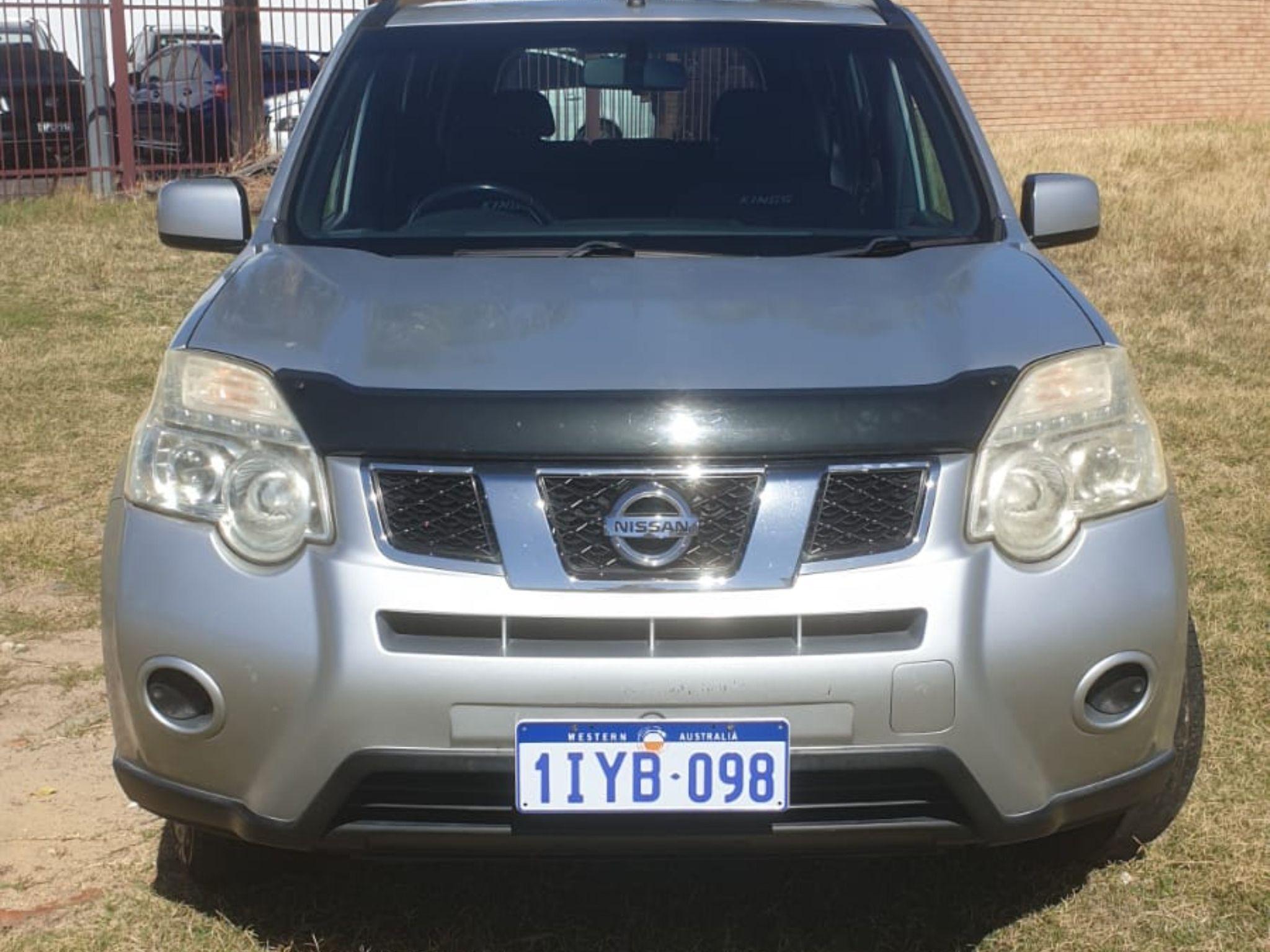 NISSAN X-TRAIL