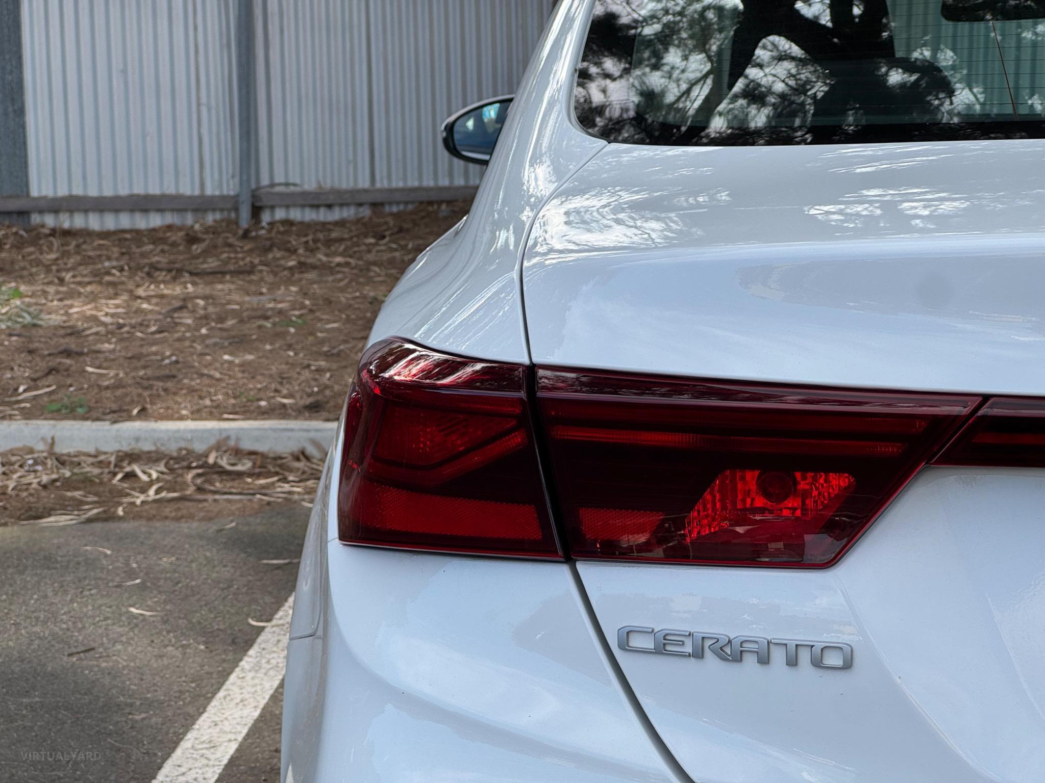 KIA CERATO