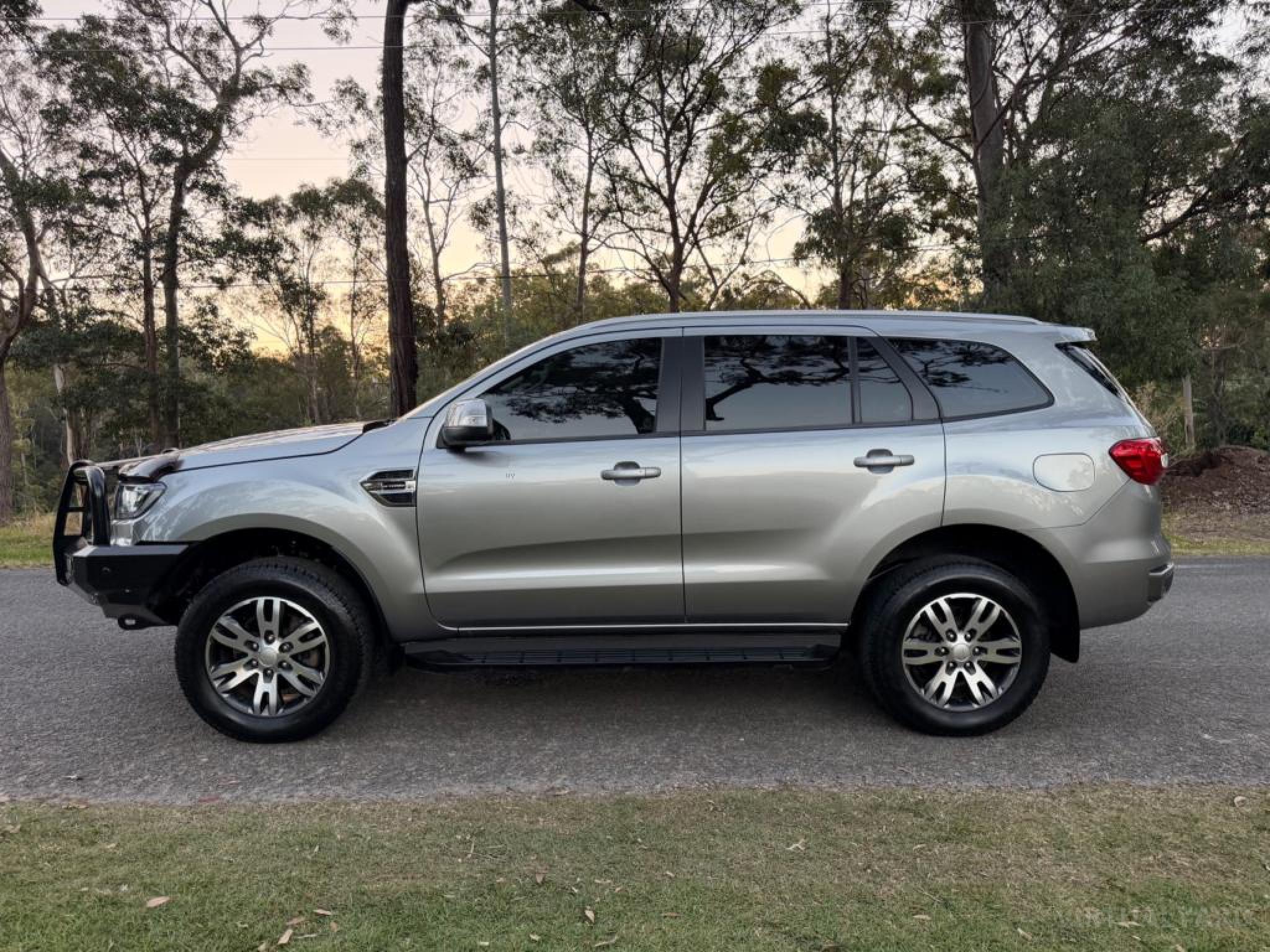 FORD EVEREST