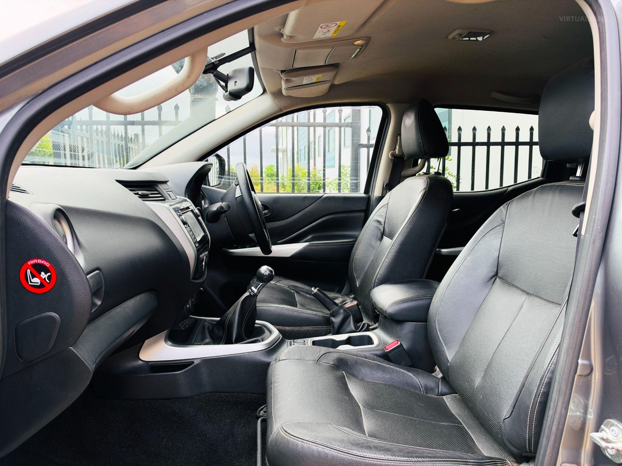 NISSAN NAVARA