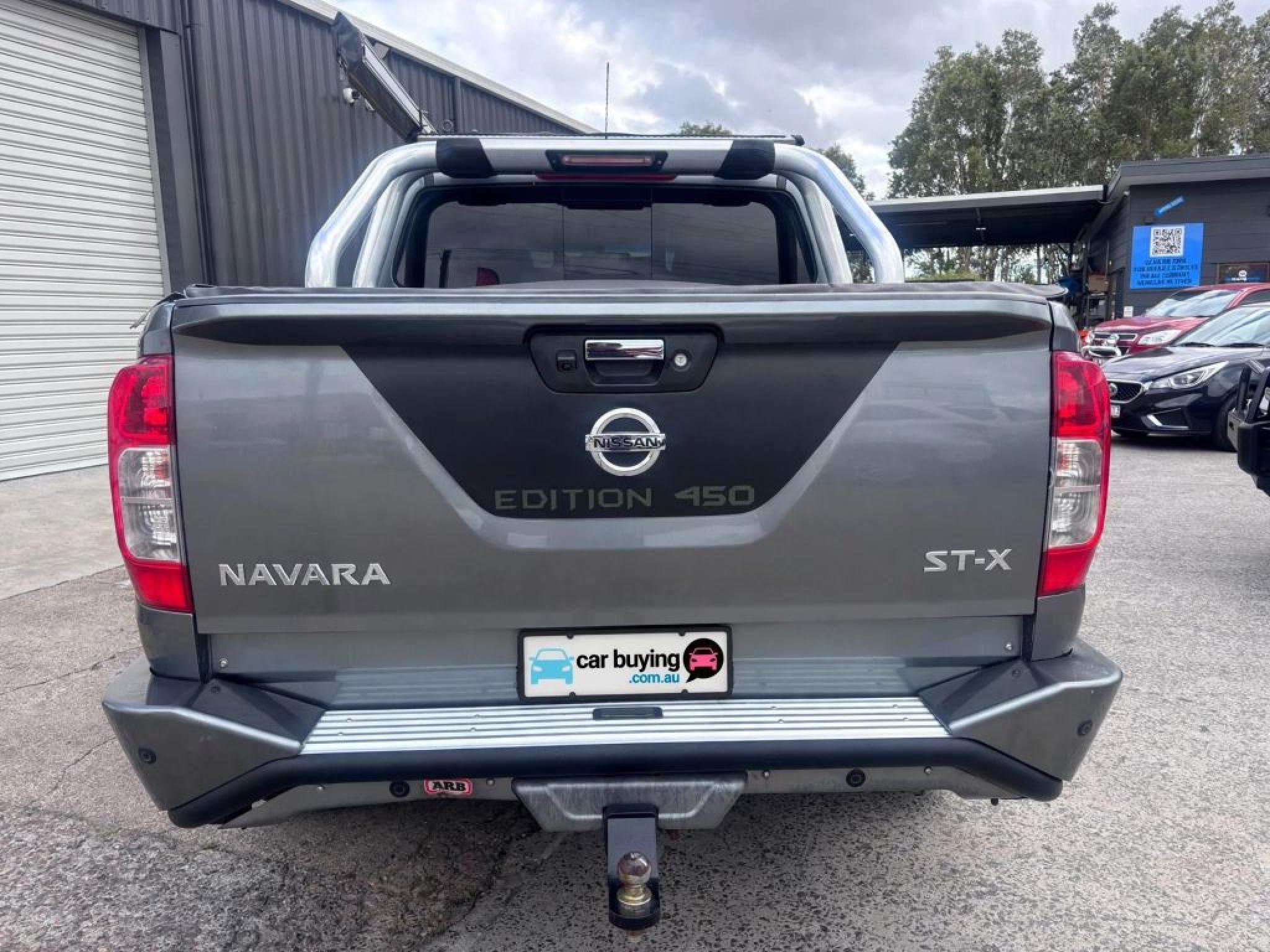 NISSAN NAVARA
