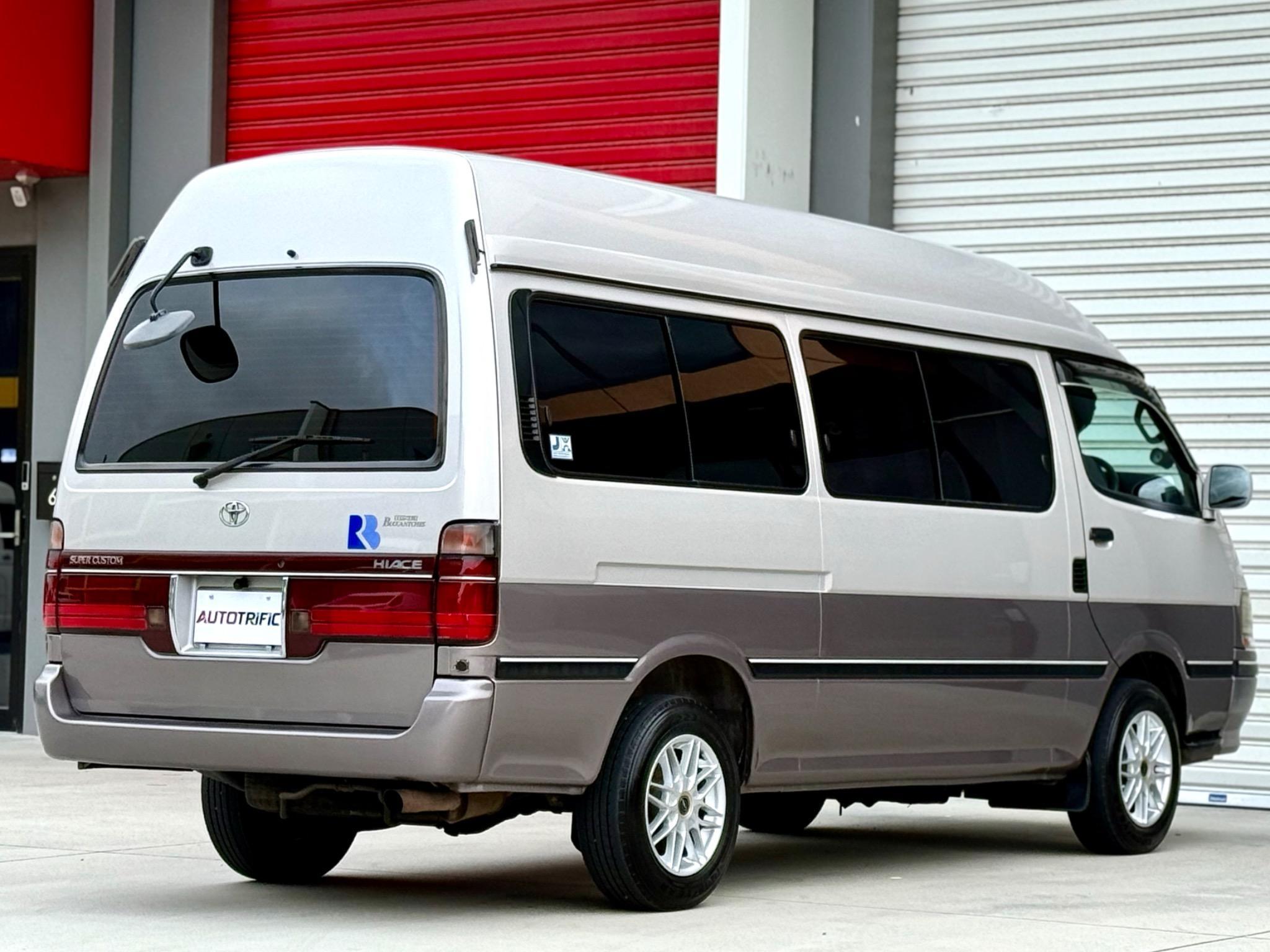 TOYOTA HIACE CAMPERVAN