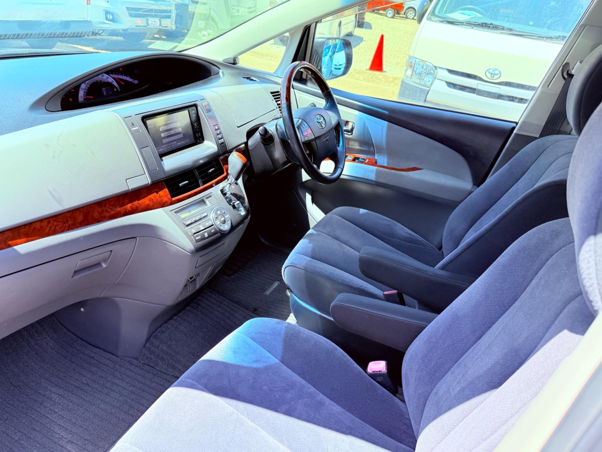 TOYOTA ESTIMA