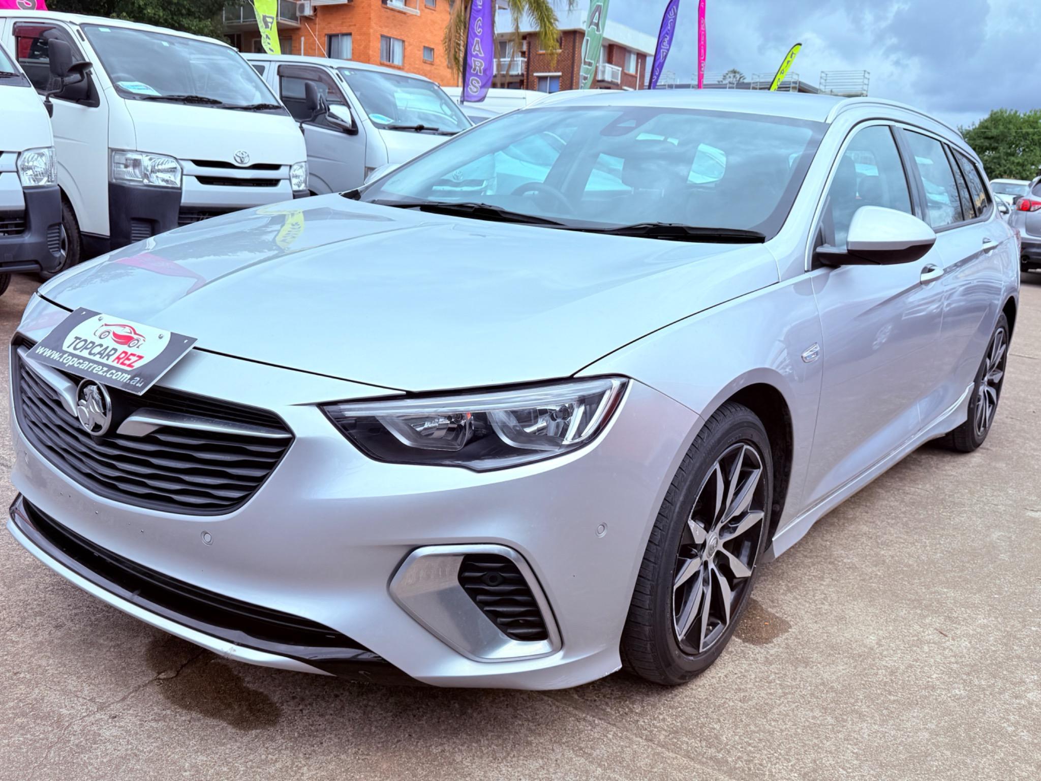 HOLDEN COMMODORE