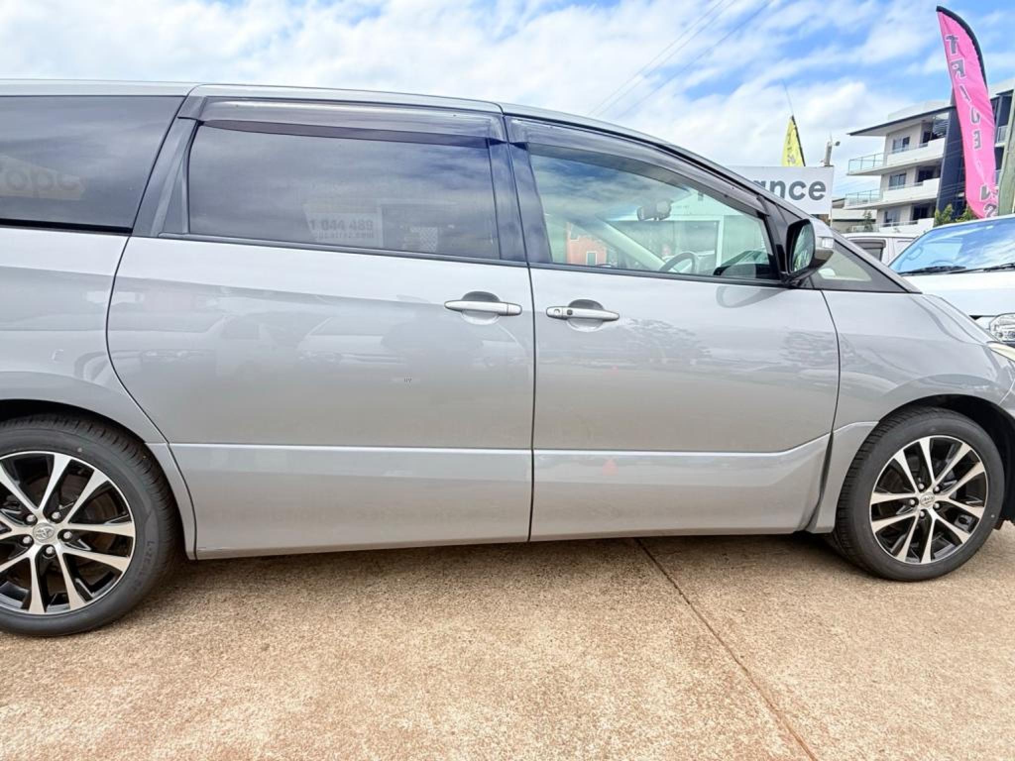 TOYOTA ESTIMA