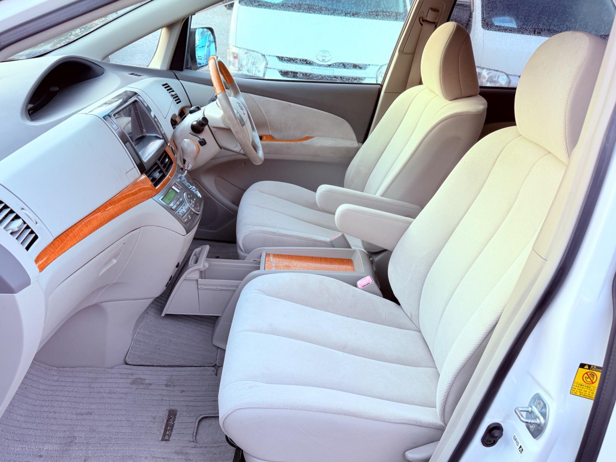 TOYOTA ESTIMA