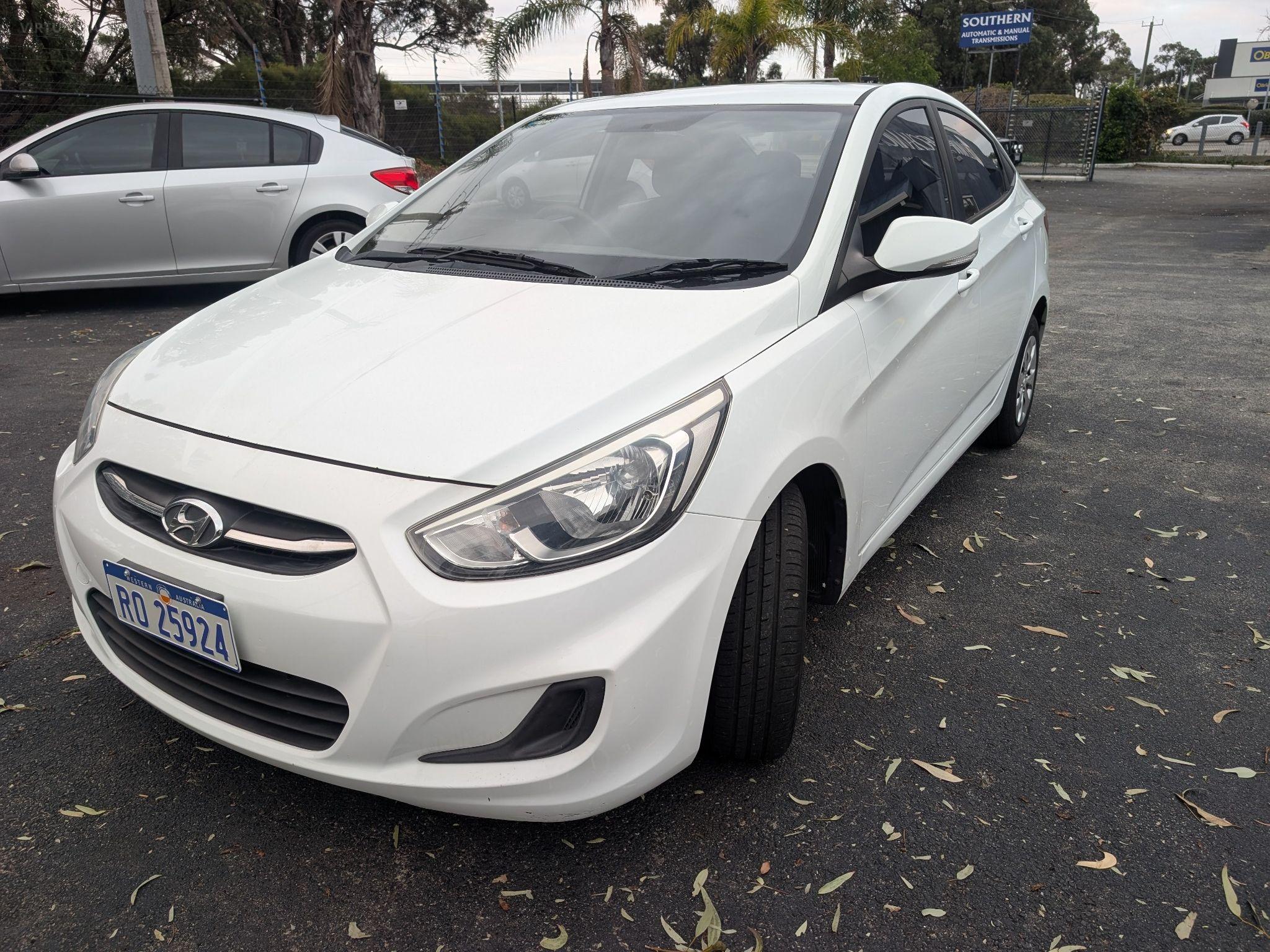 HYUNDAI ACCENT