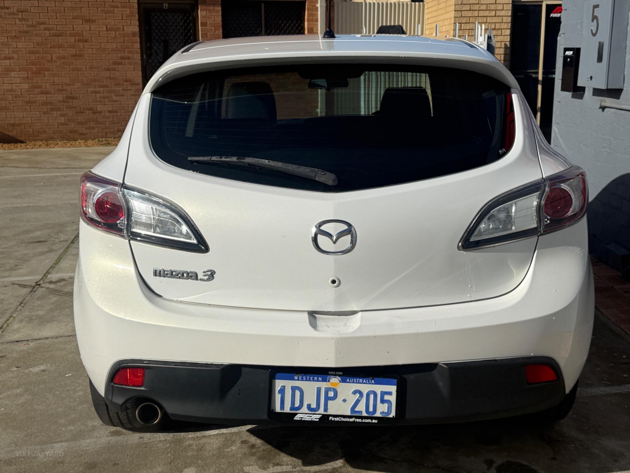 MAZDA MAZDA3