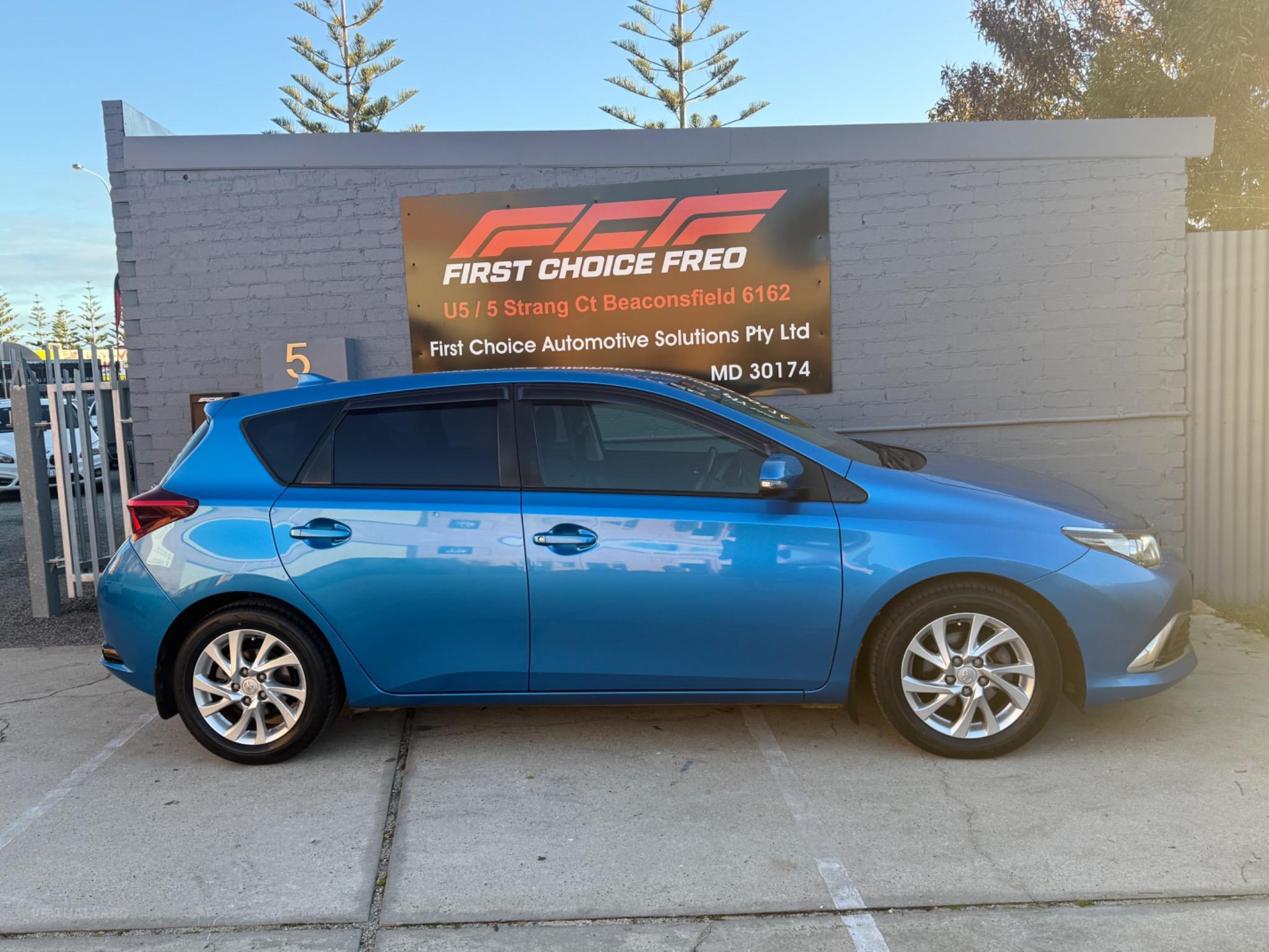 TOYOTA COROLLA