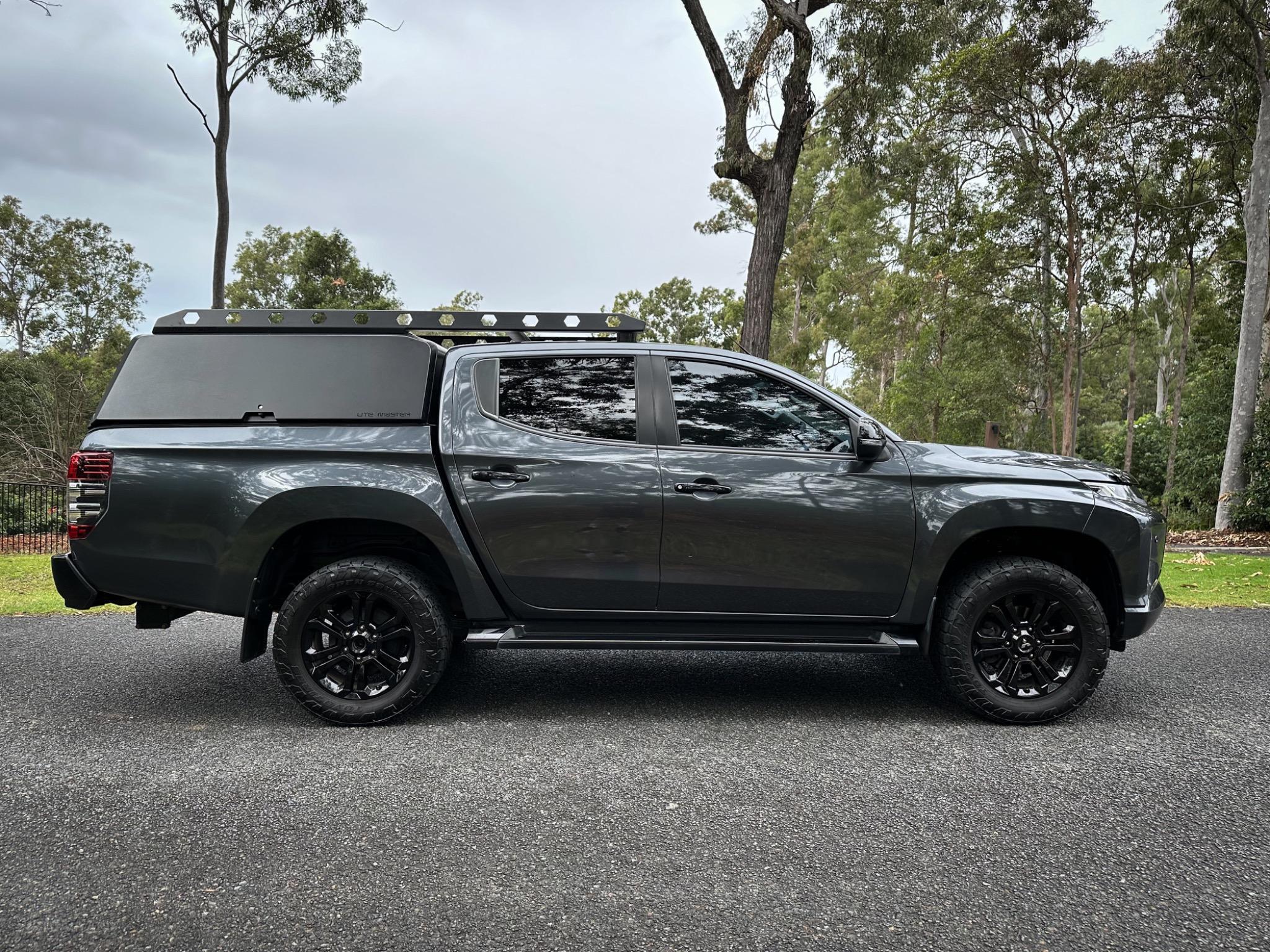 Mitsubishi Triton