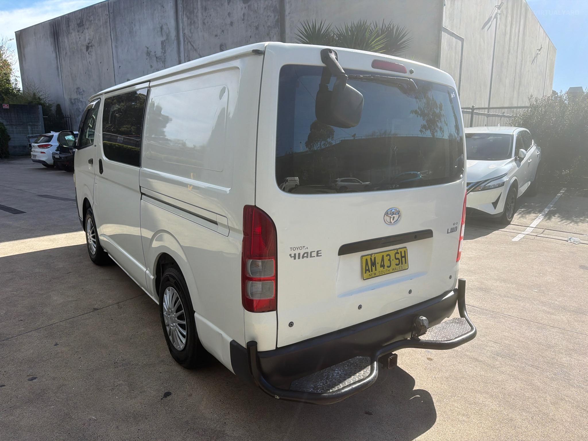 TOYOTA HIACE TRH201R VAN LWB 4DR AUTO 4SP, 1099KG 2.7I image 4