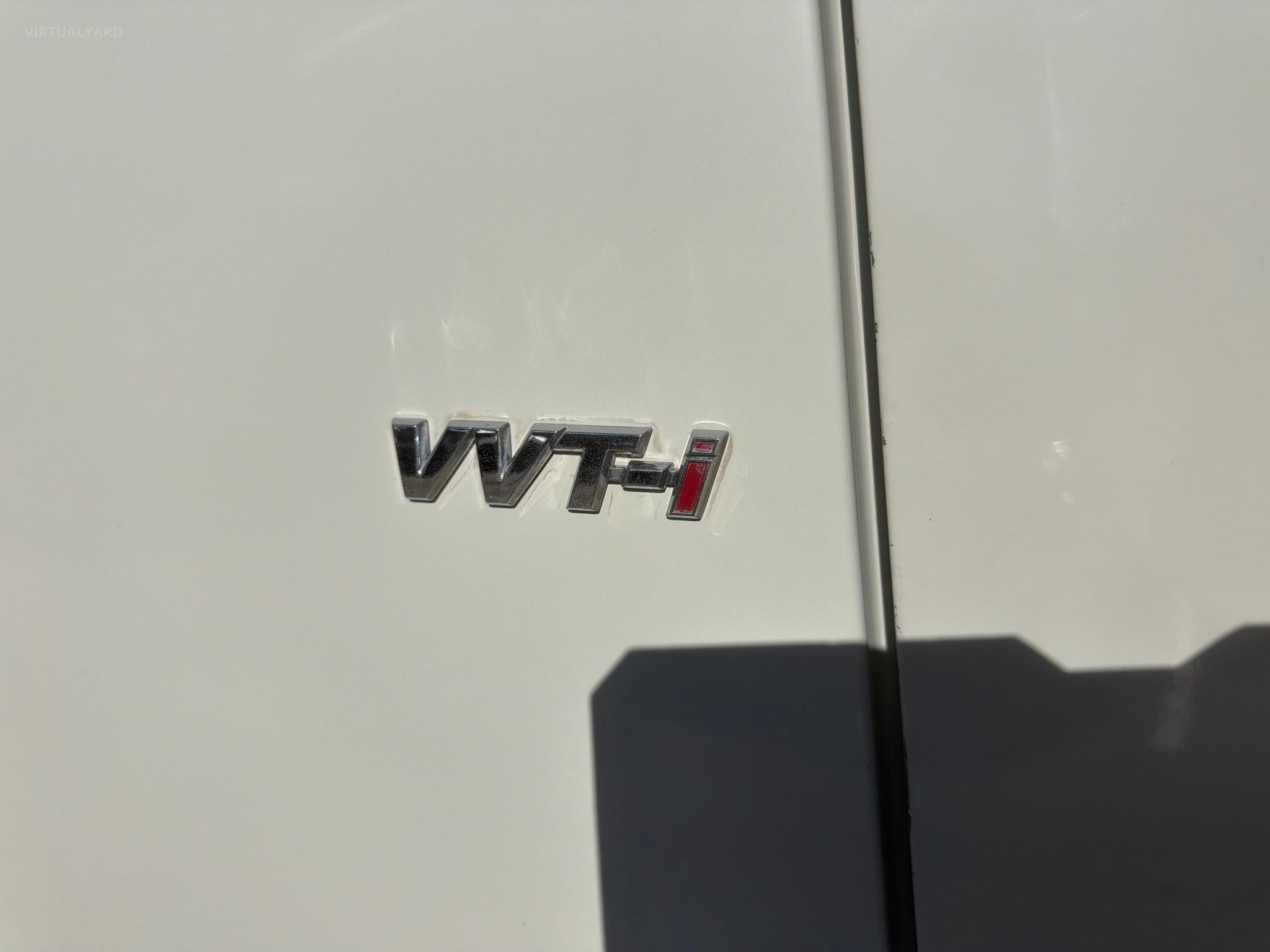 TOYOTA HIACE TRH201R VAN LWB 4DR AUTO 4SP, 1099KG 2.7I image 7