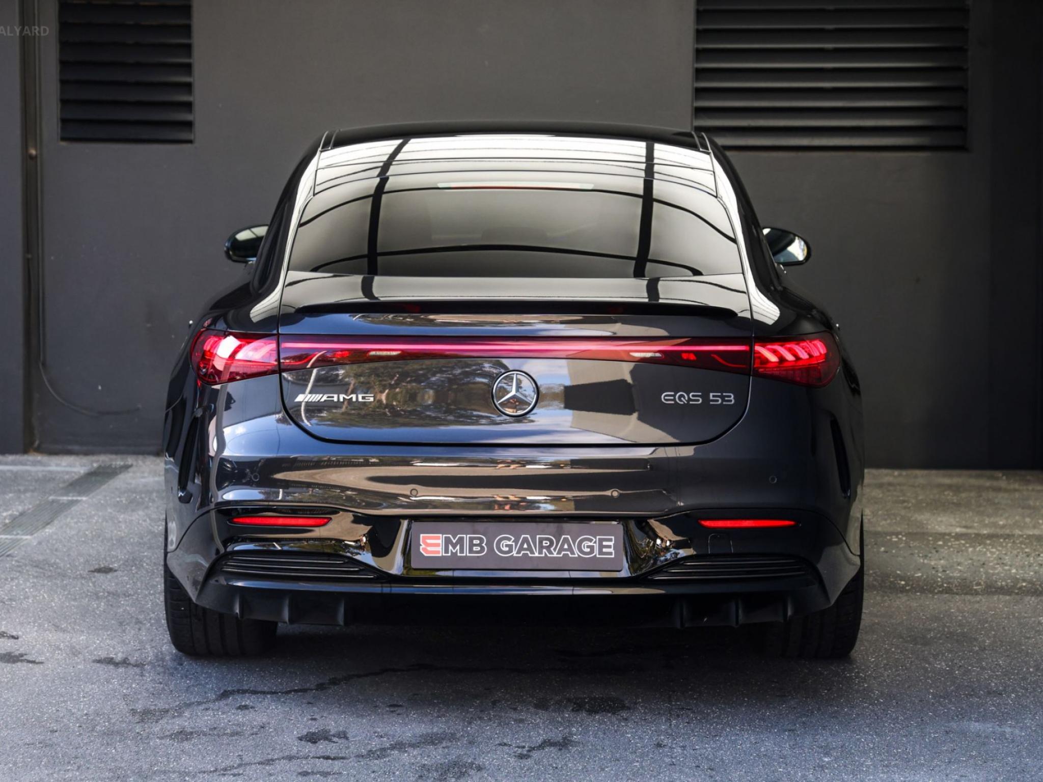 MERCEDES-AMG EQS