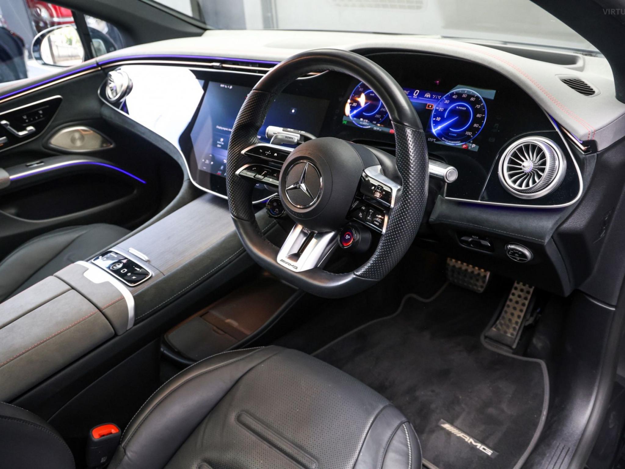 MERCEDES-AMG EQS