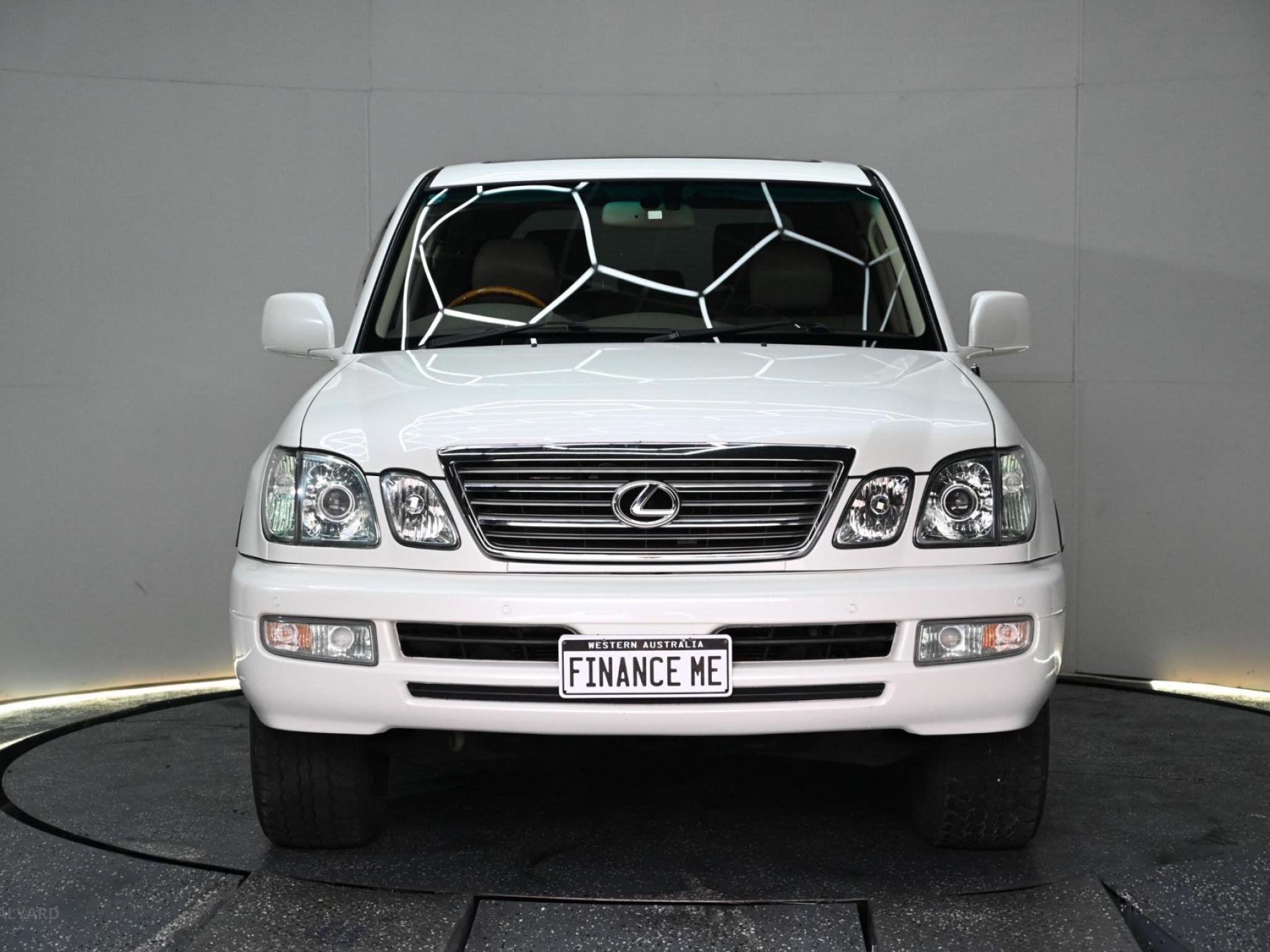 Lexus LX