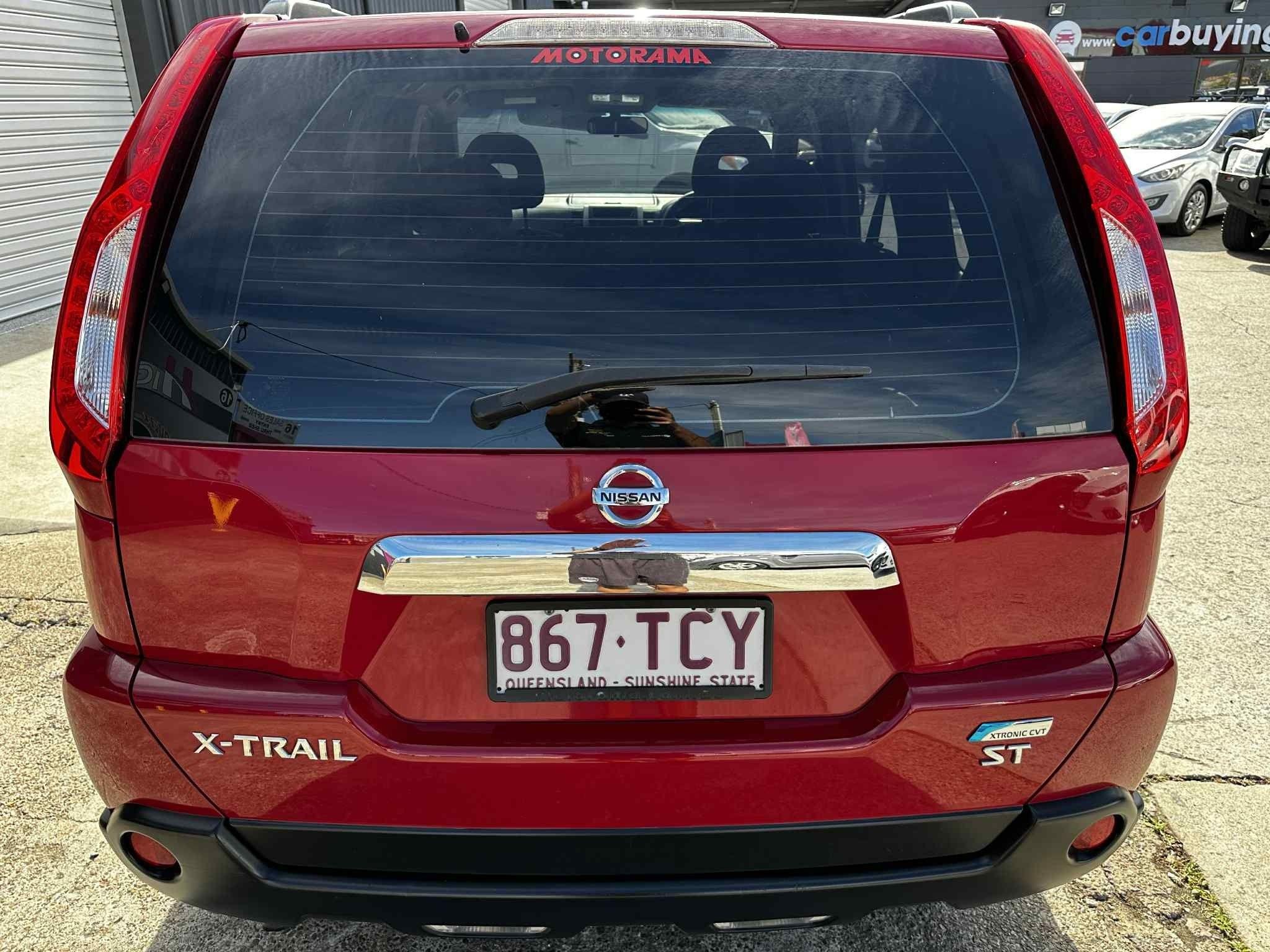 NISSAN X-TRAIL