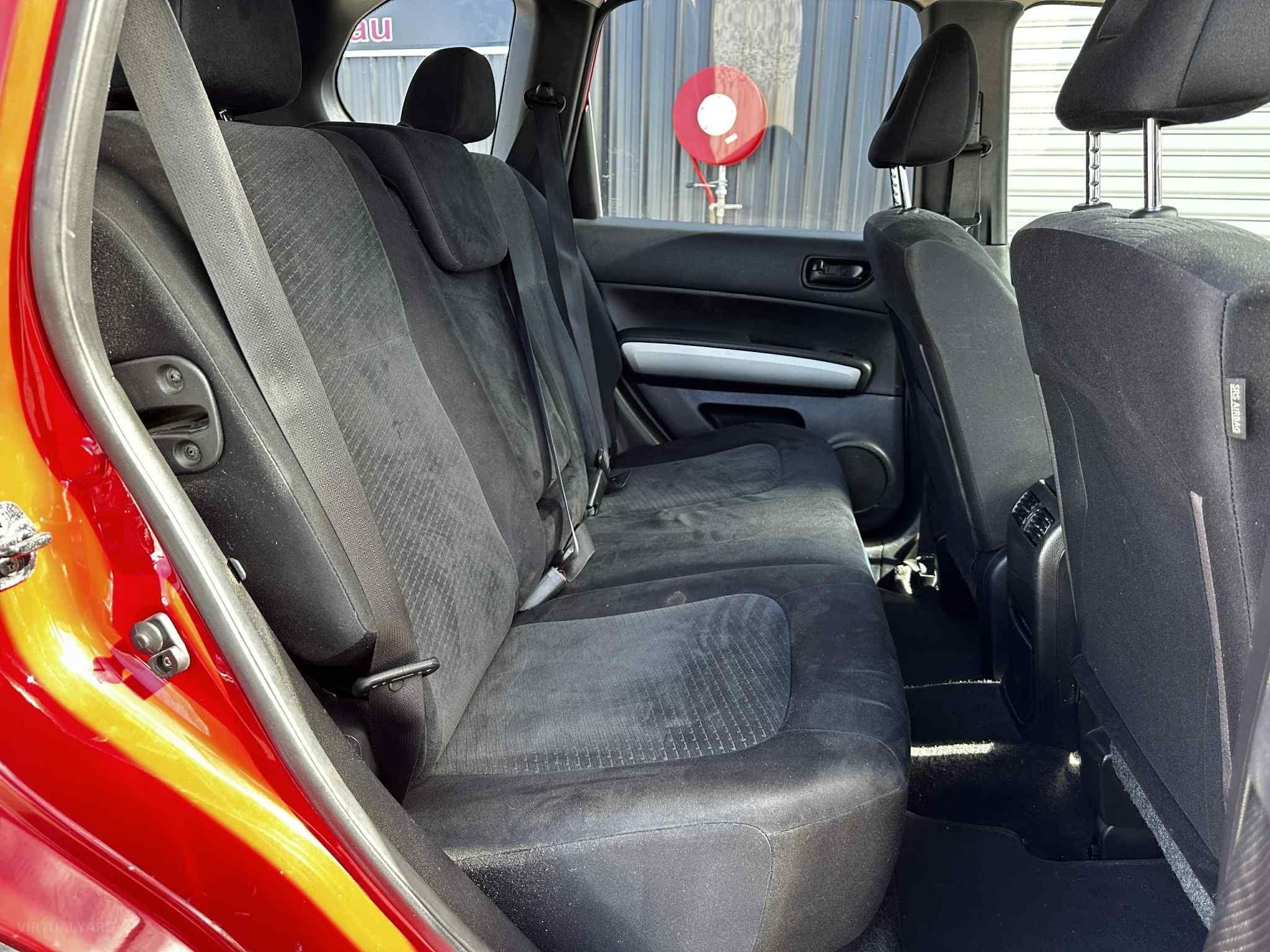 NISSAN X-TRAIL