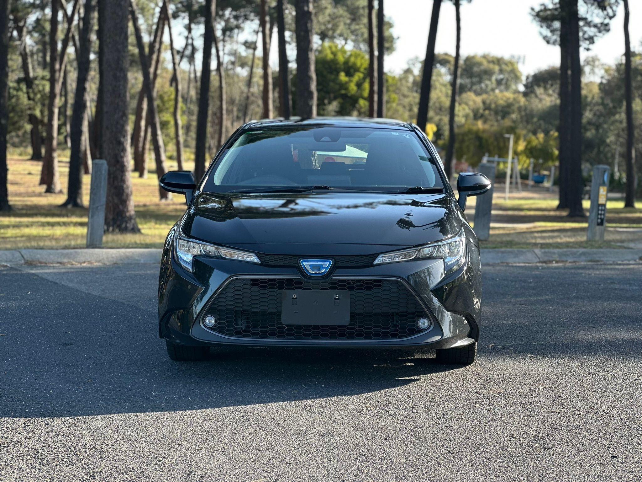 TOYOTA COROLLA TOURING WAGON HYBRID