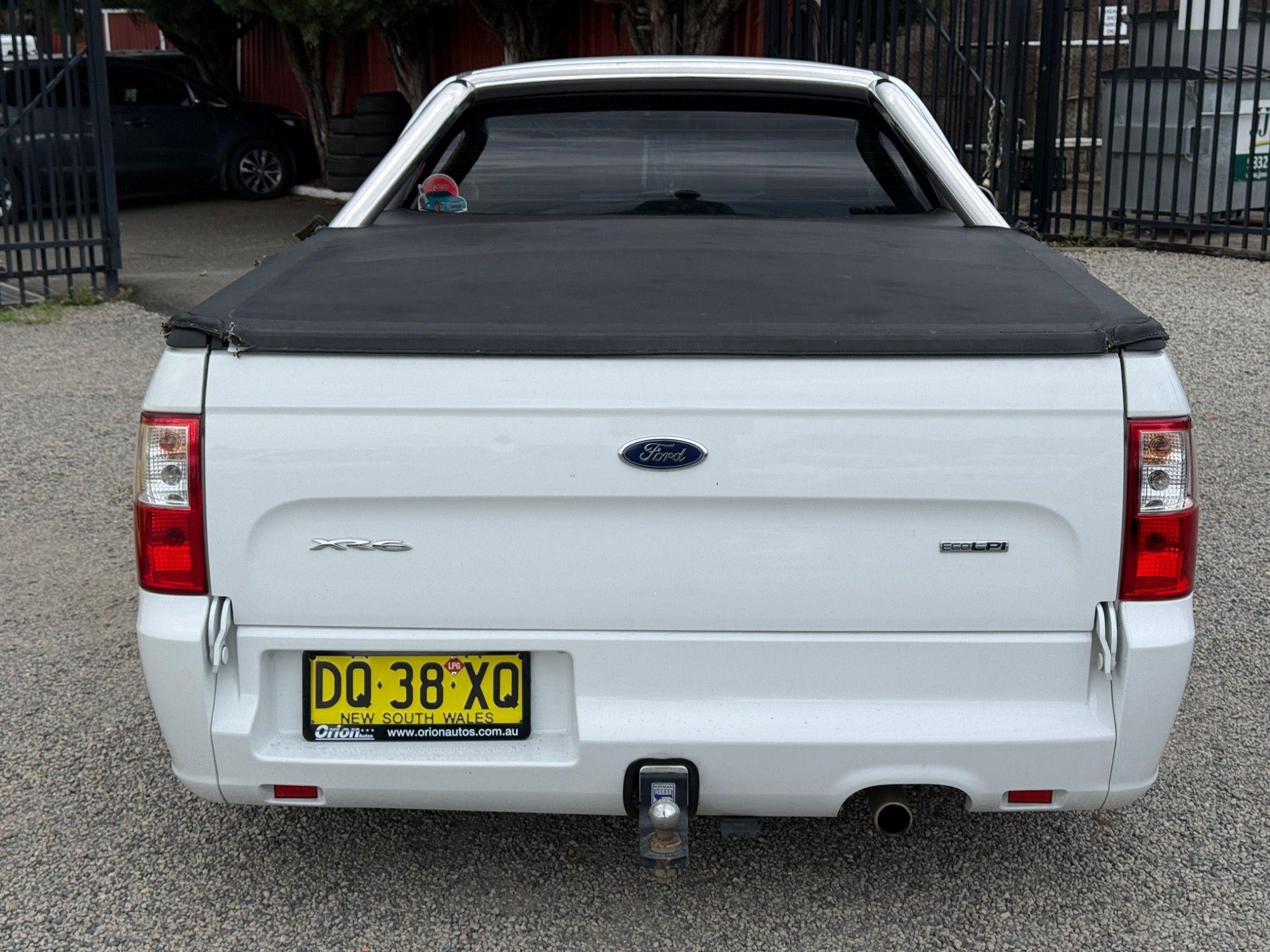 FORD FALCON