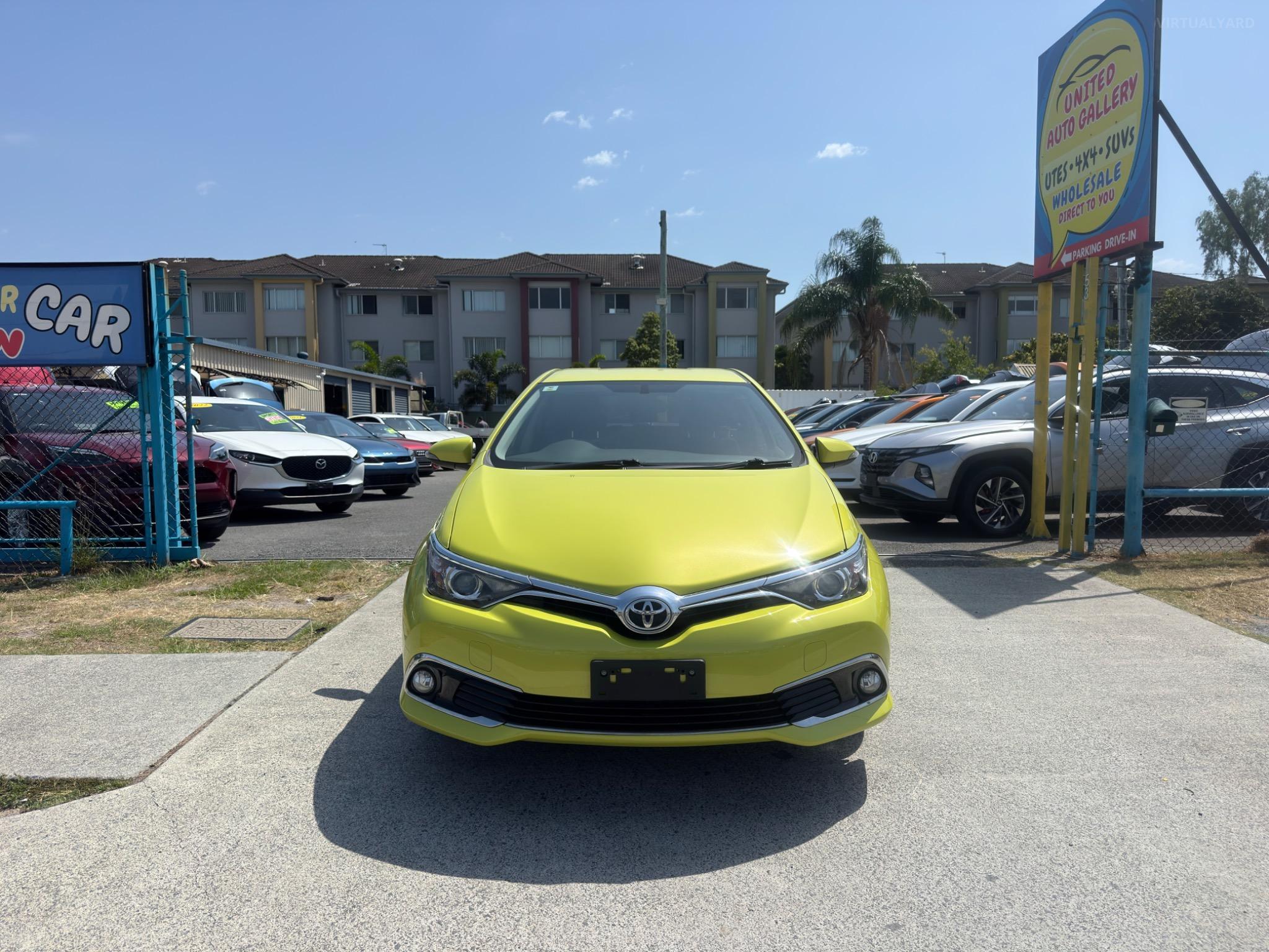 TOYOTA COROLLA