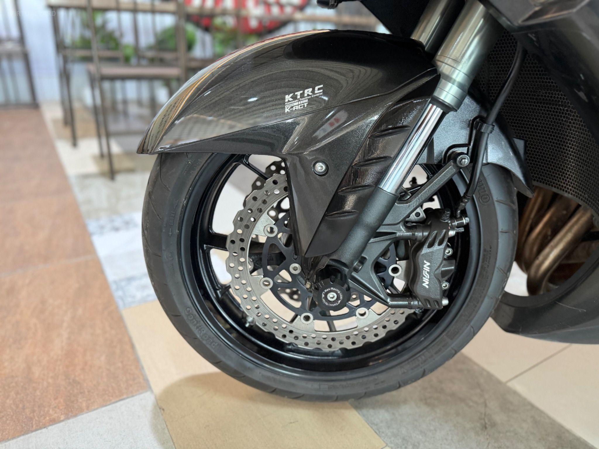 KAWASAKI 1400GTR ABS