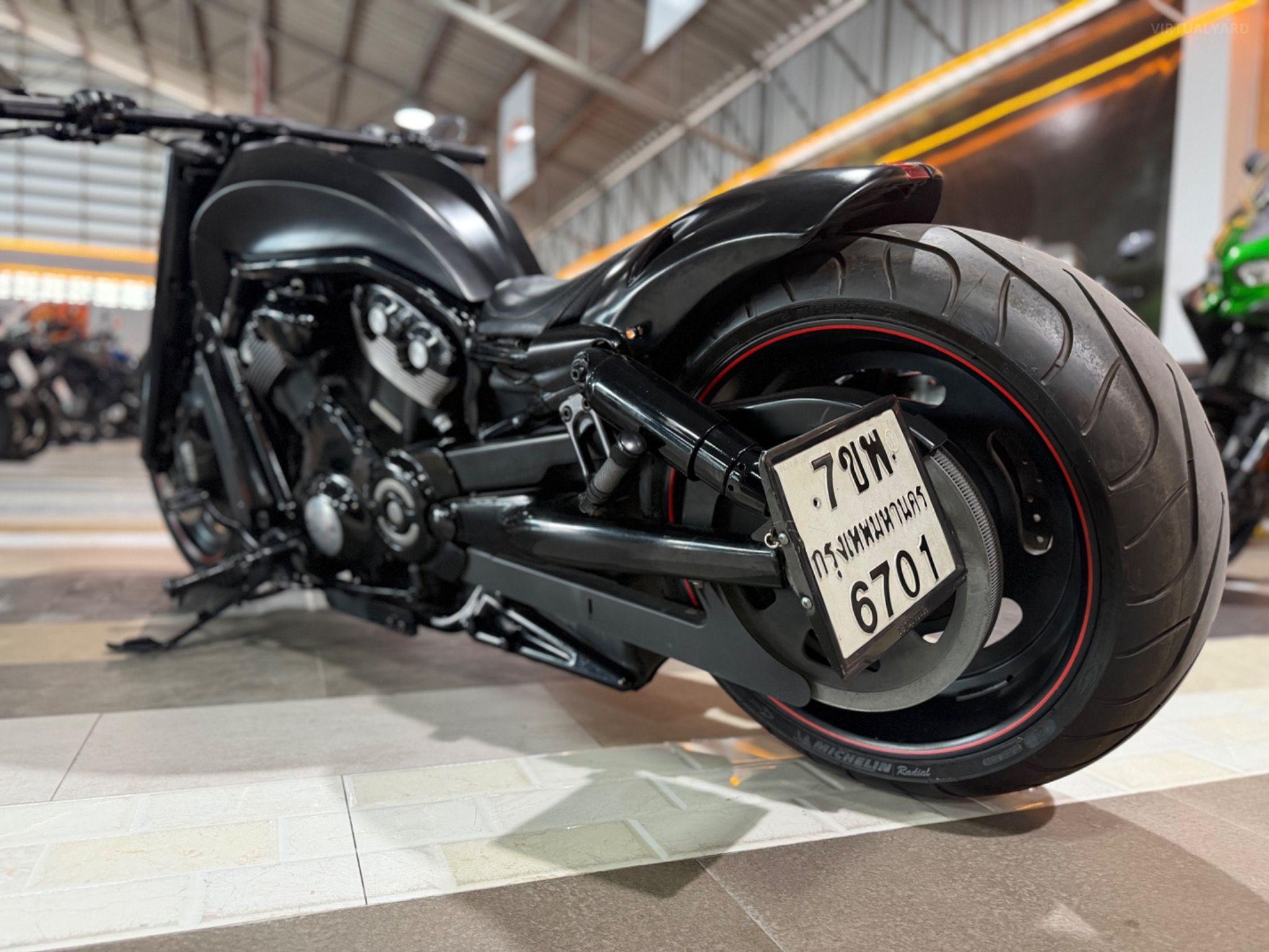 HARLEY DAVIDSON Night Rod Custom