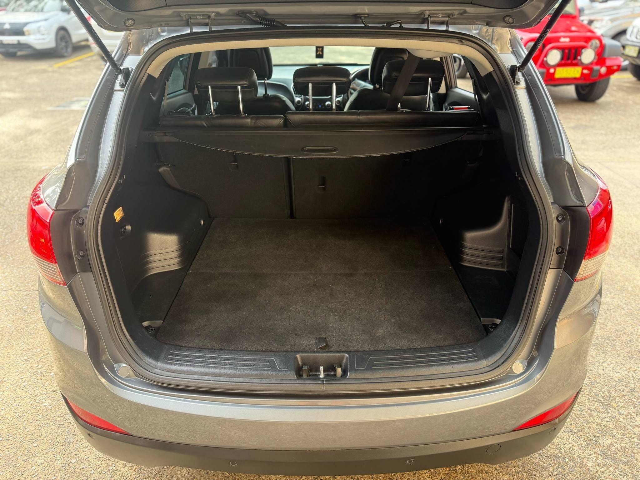 HYUNDAI iX35